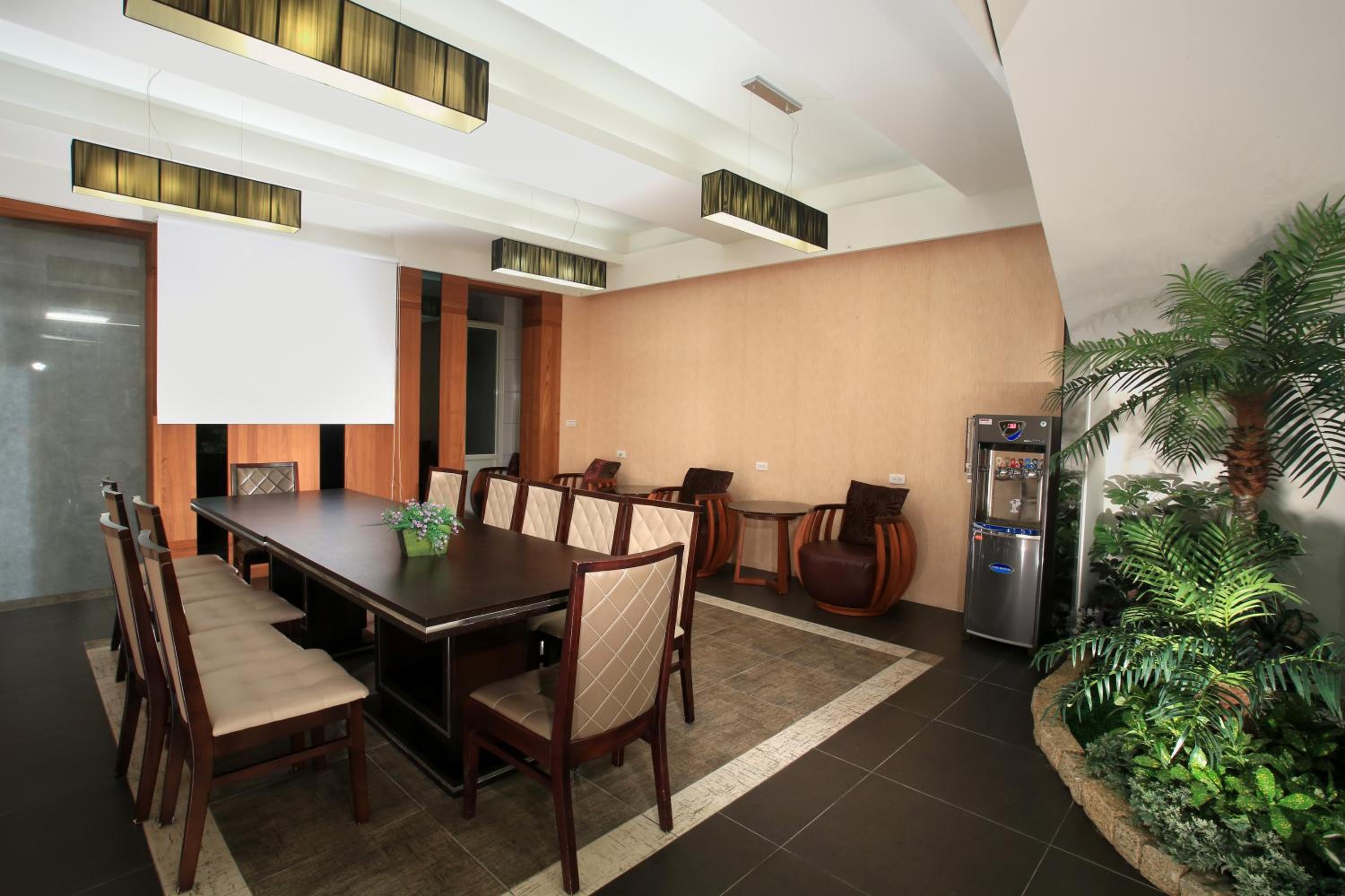 Three-Bedroom Suite photo 1