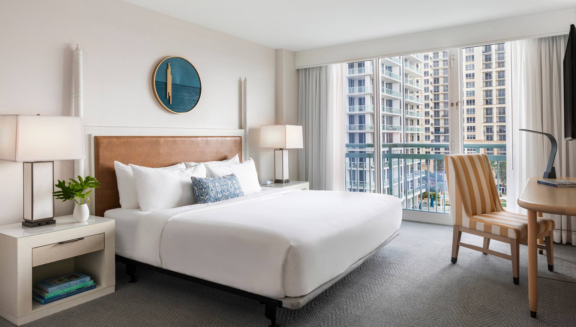1 King Guestroom Oceanview