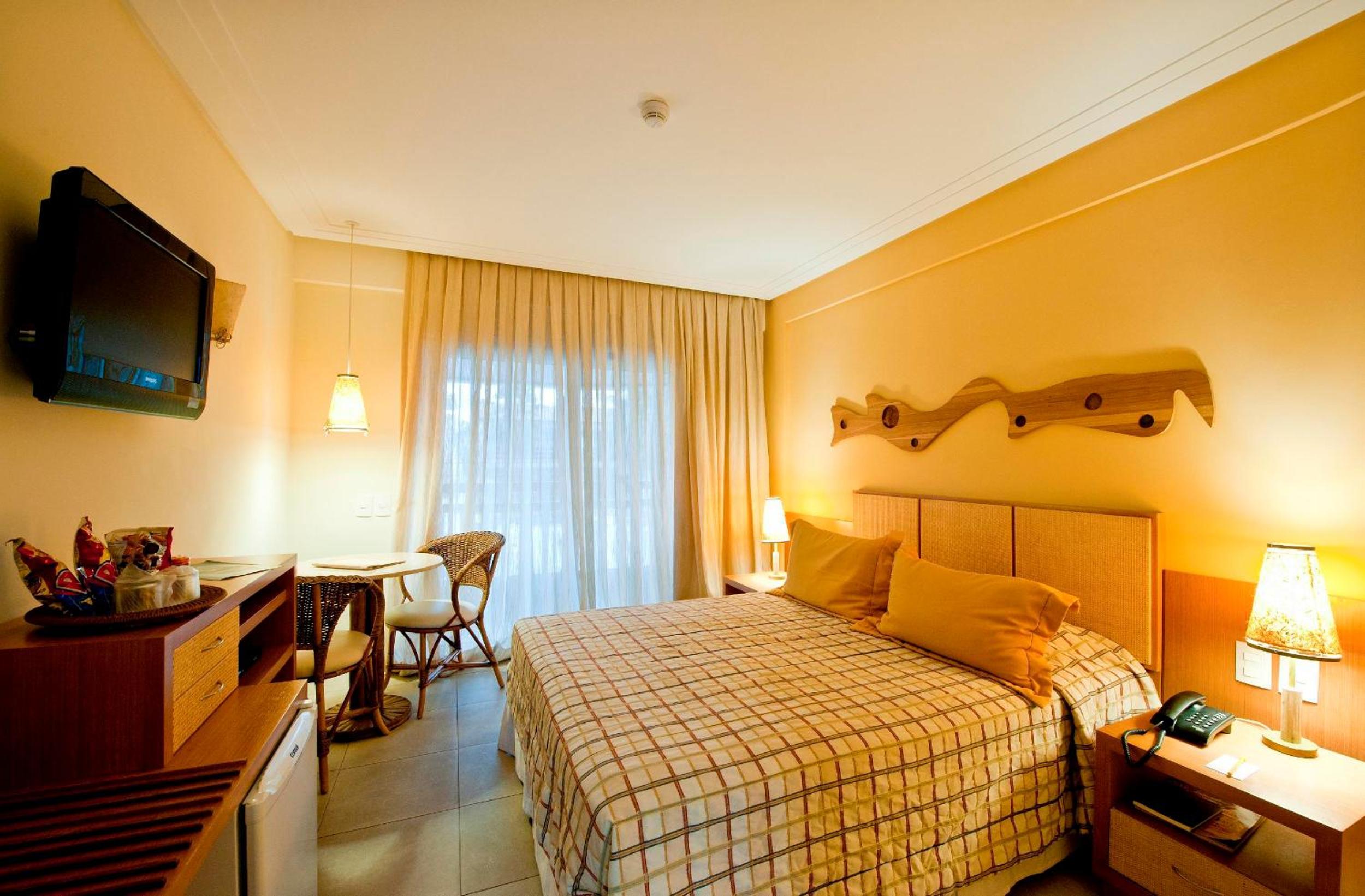 Deluxe Room with Balcony photo 2