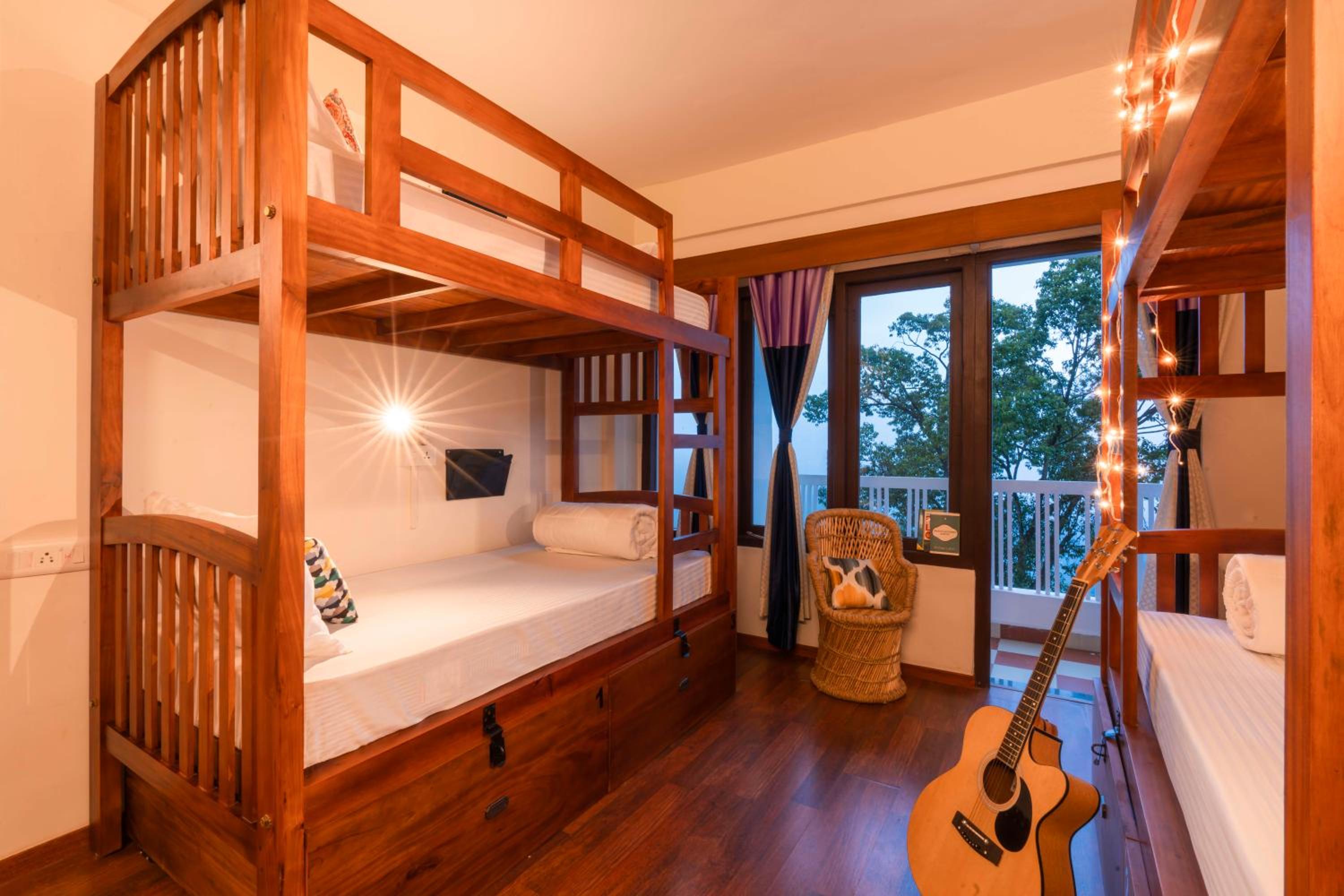 Bed In 8-Bed Female Dormitory Room photo 2