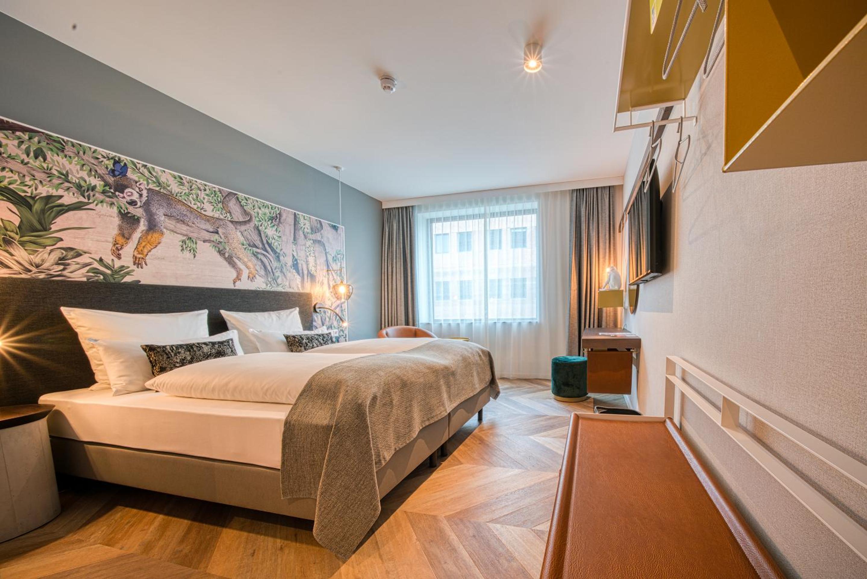 Standard Double Room - Photo 8