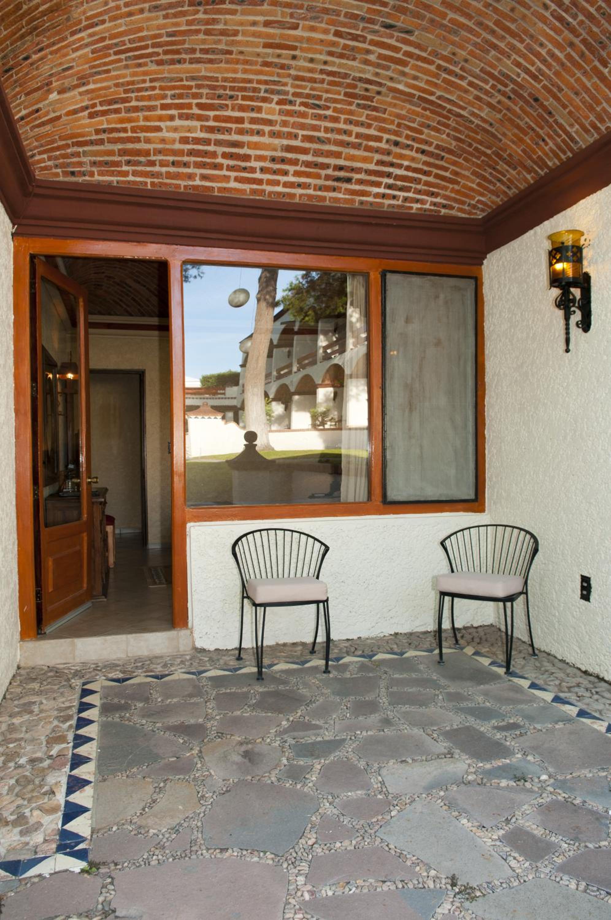 Double Room with Two Double Beds - Photo 14