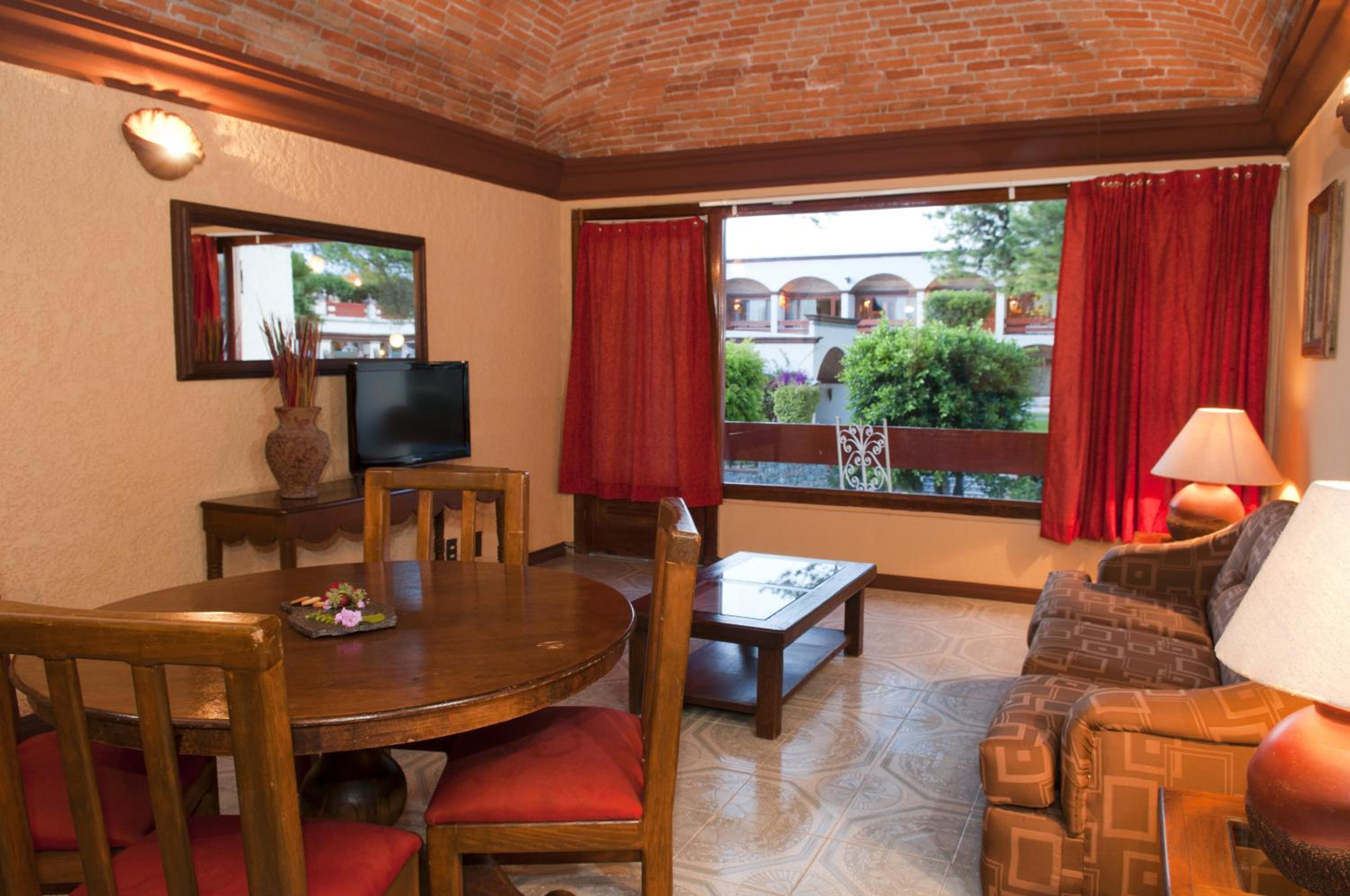 Double Room with Two Double Beds - Photo 13