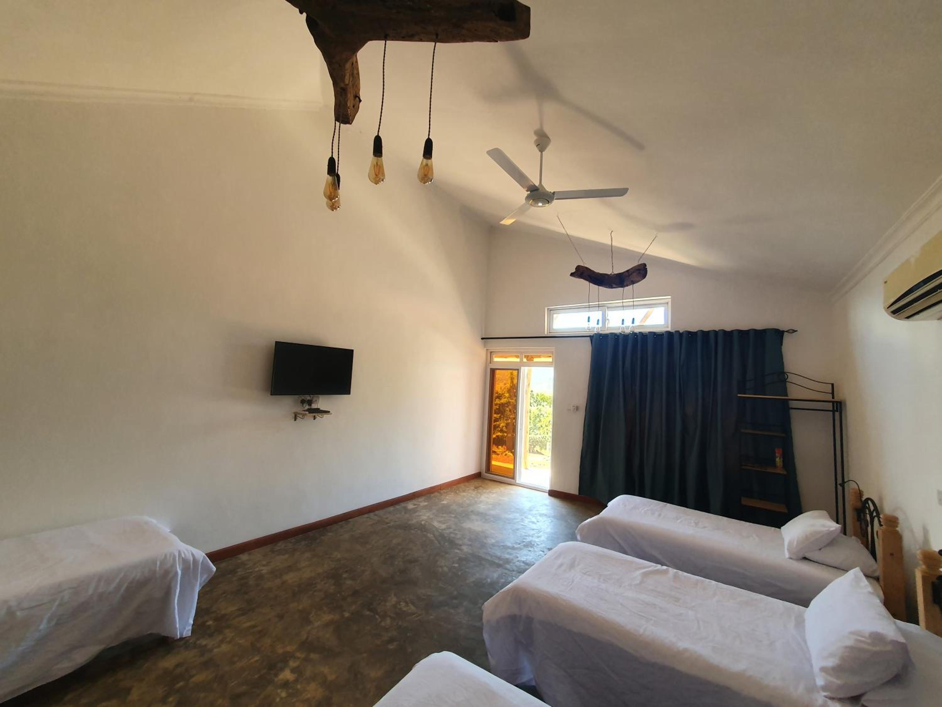 Premium Quadruple Room