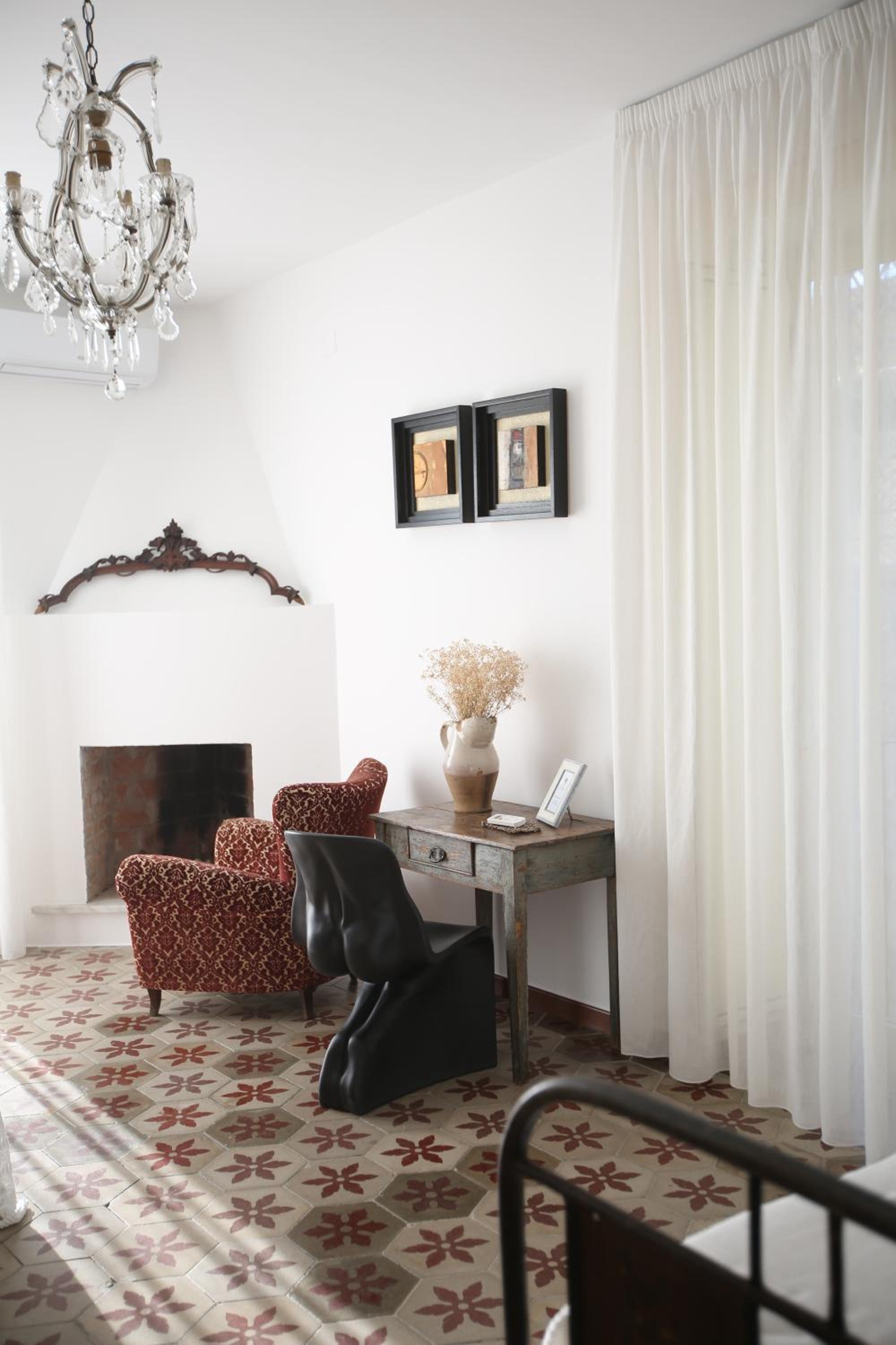Triple Room with View - Photo 6
