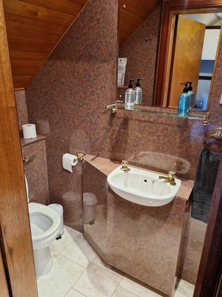 Triple Room with Shower photo 2