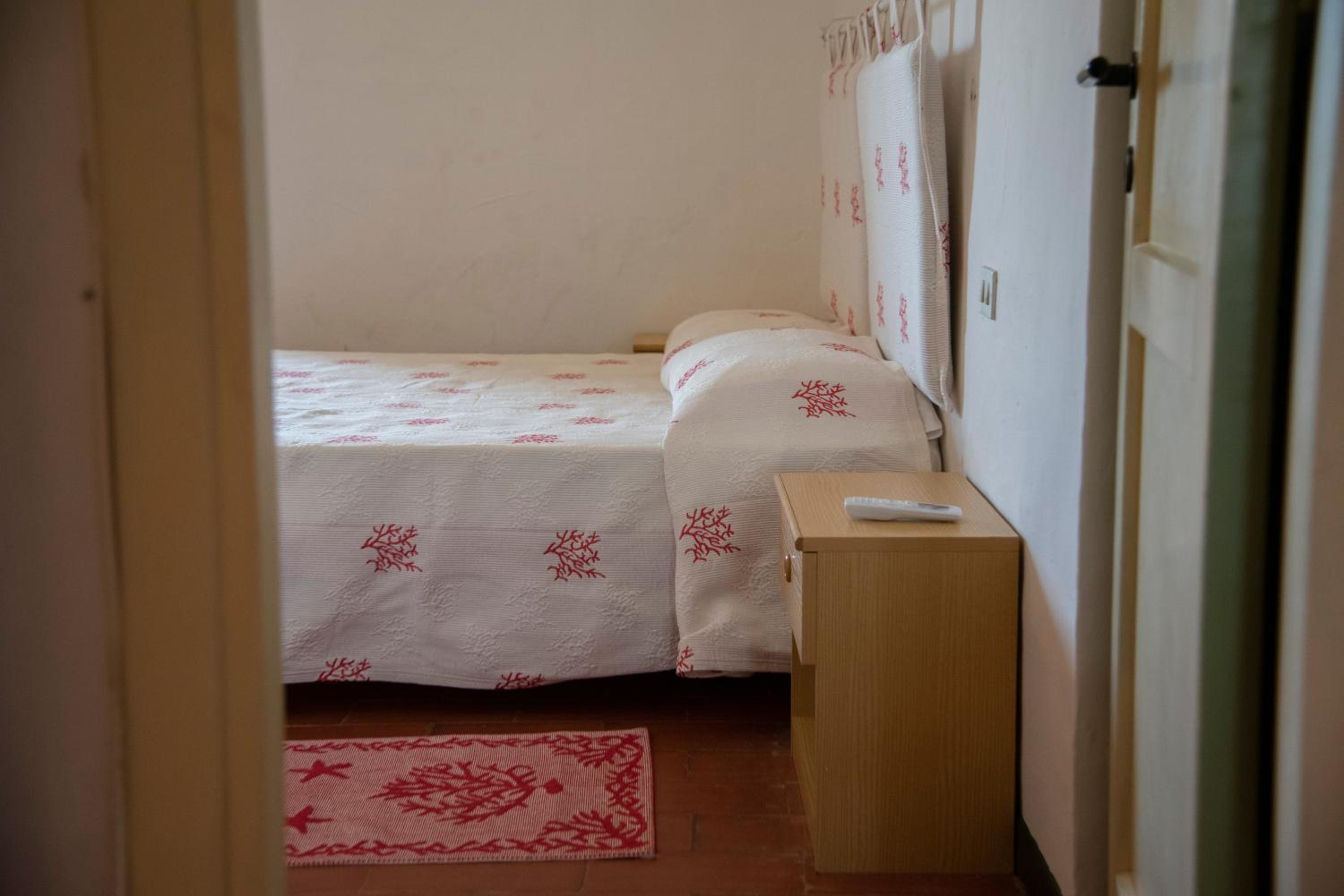 Two-Bedroom Apartment - Photo 7