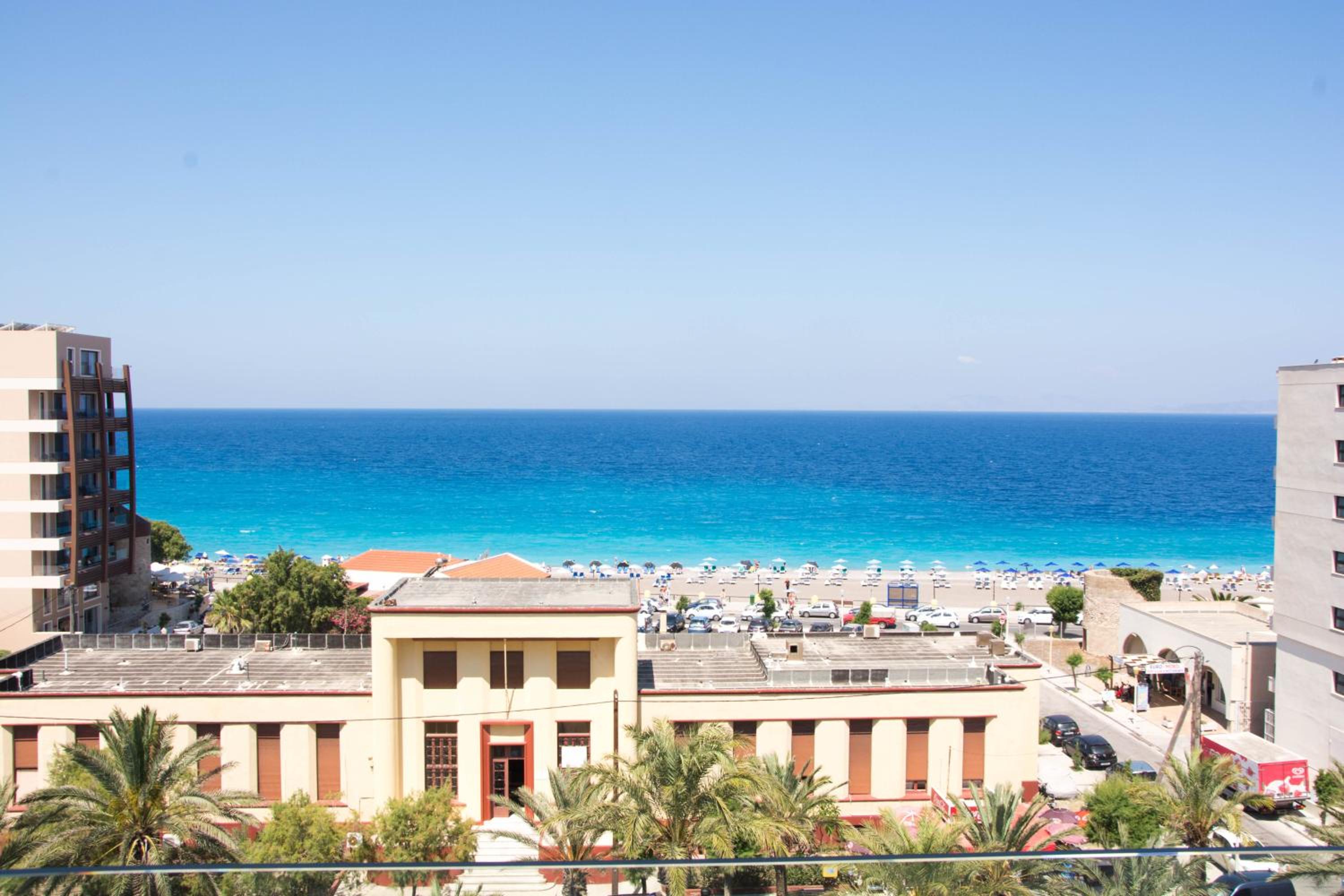 Double/Twin Room with Sea View - Photo 7