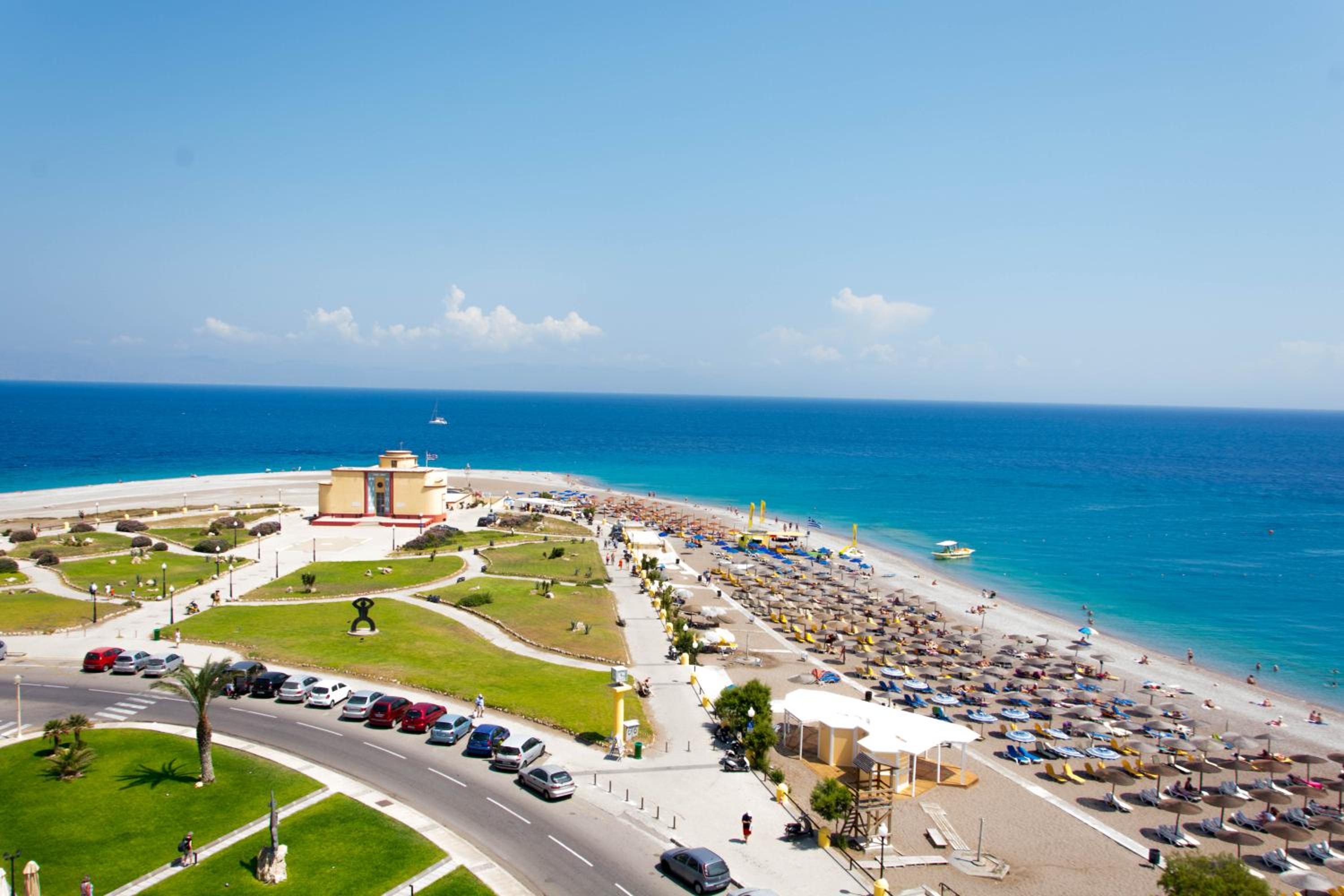 Double or Twin Room Beach Front - Photo 4