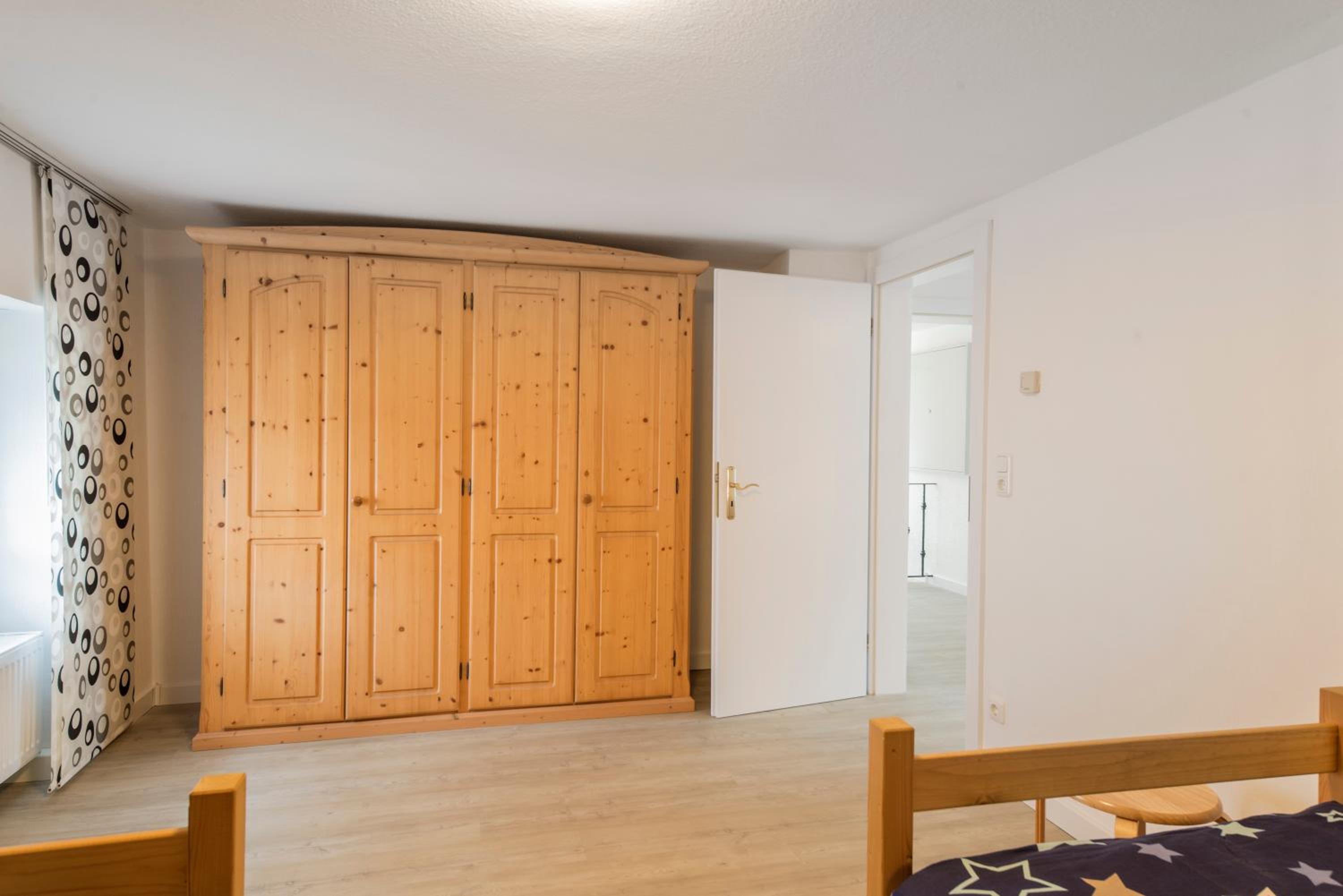 Three-Bedroom House photo 3