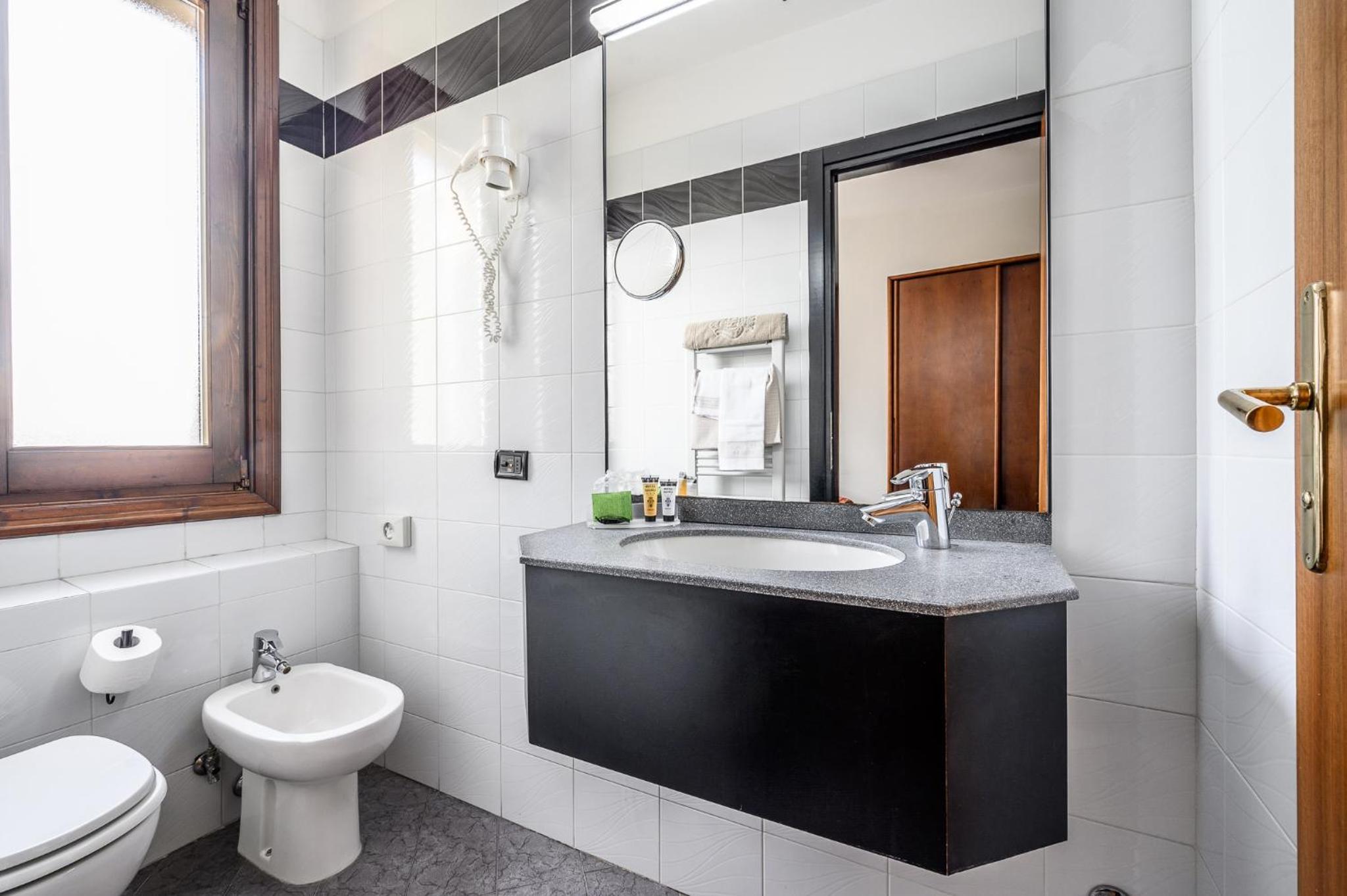 Standard Single Room photo 3