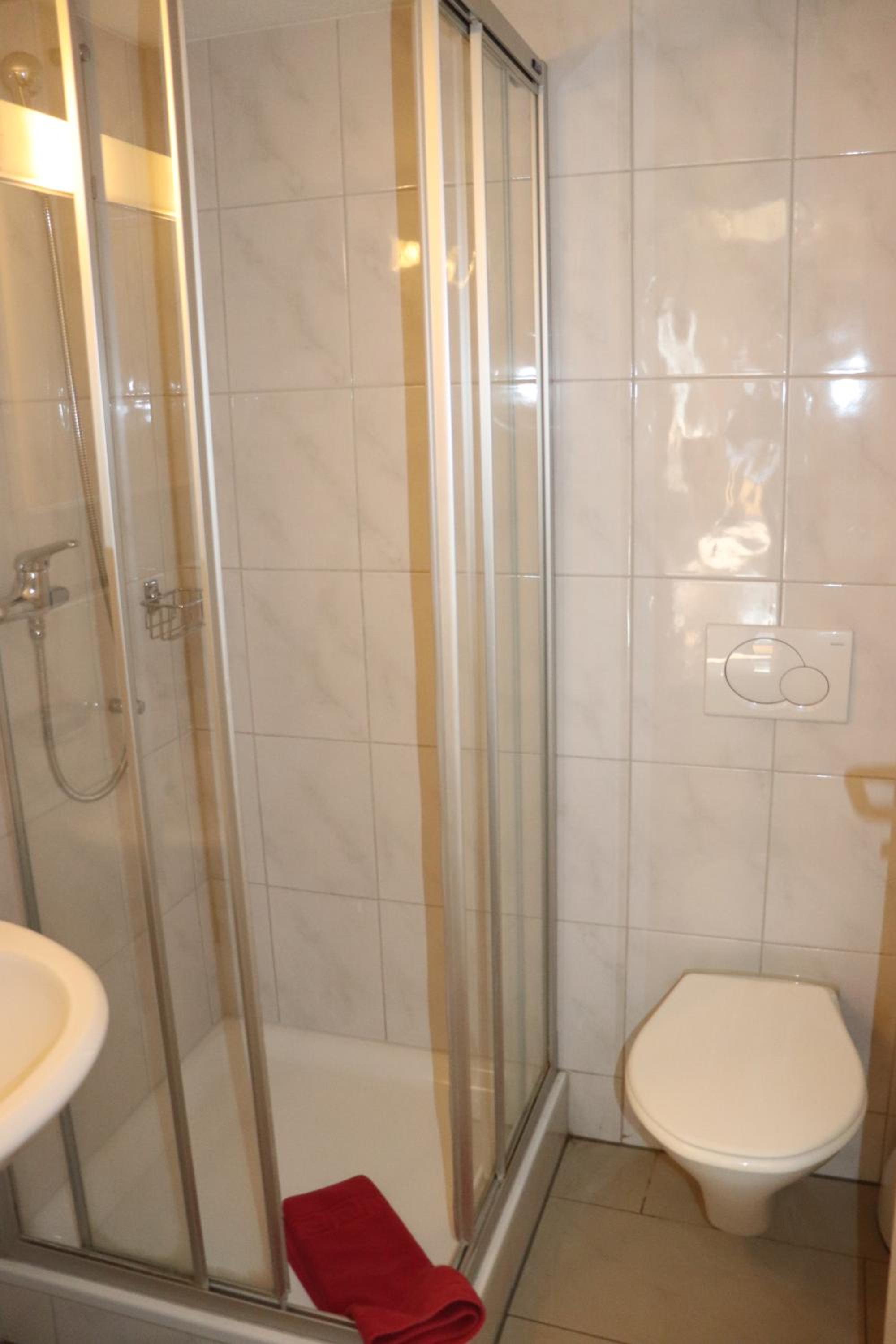Two-Bedroom Apartment - Photo 7