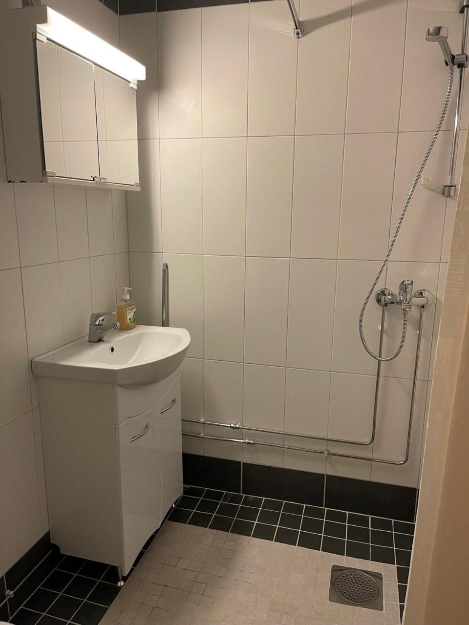 Standard Triple Room - Photo 3
