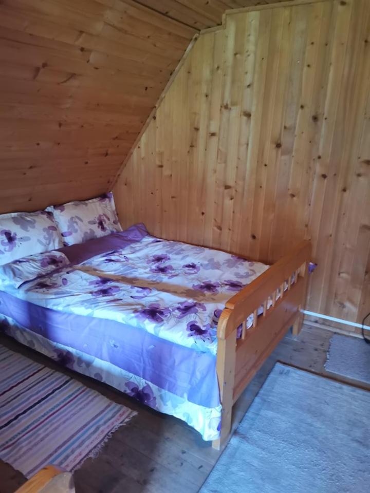 Four-Bedroom House - Photo 10