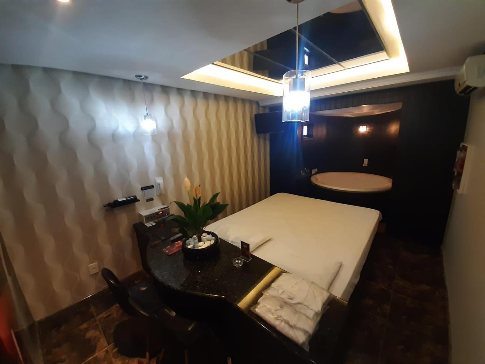 Double Room with Spa Bath photo 2