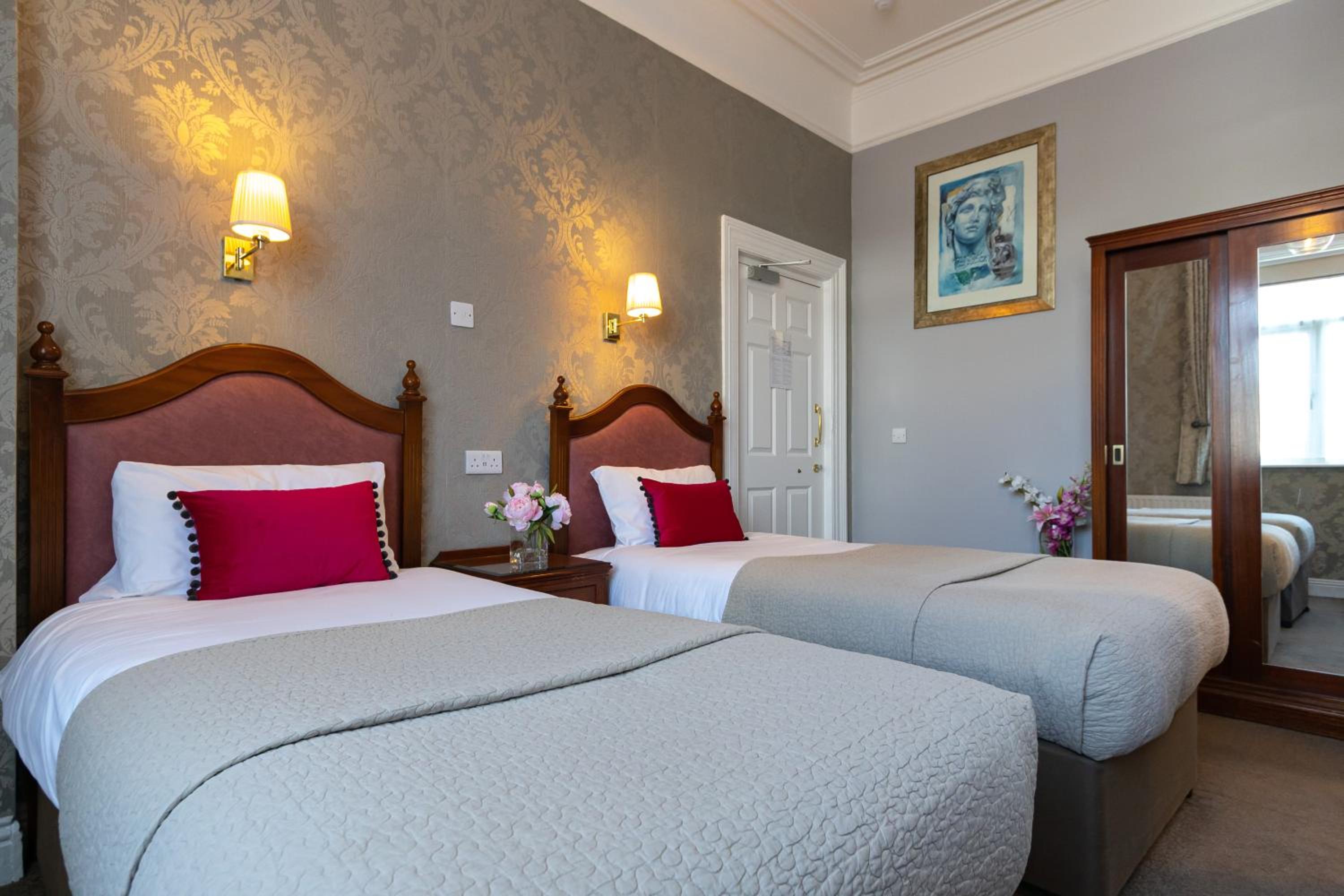 Standard Triple Room photo 1