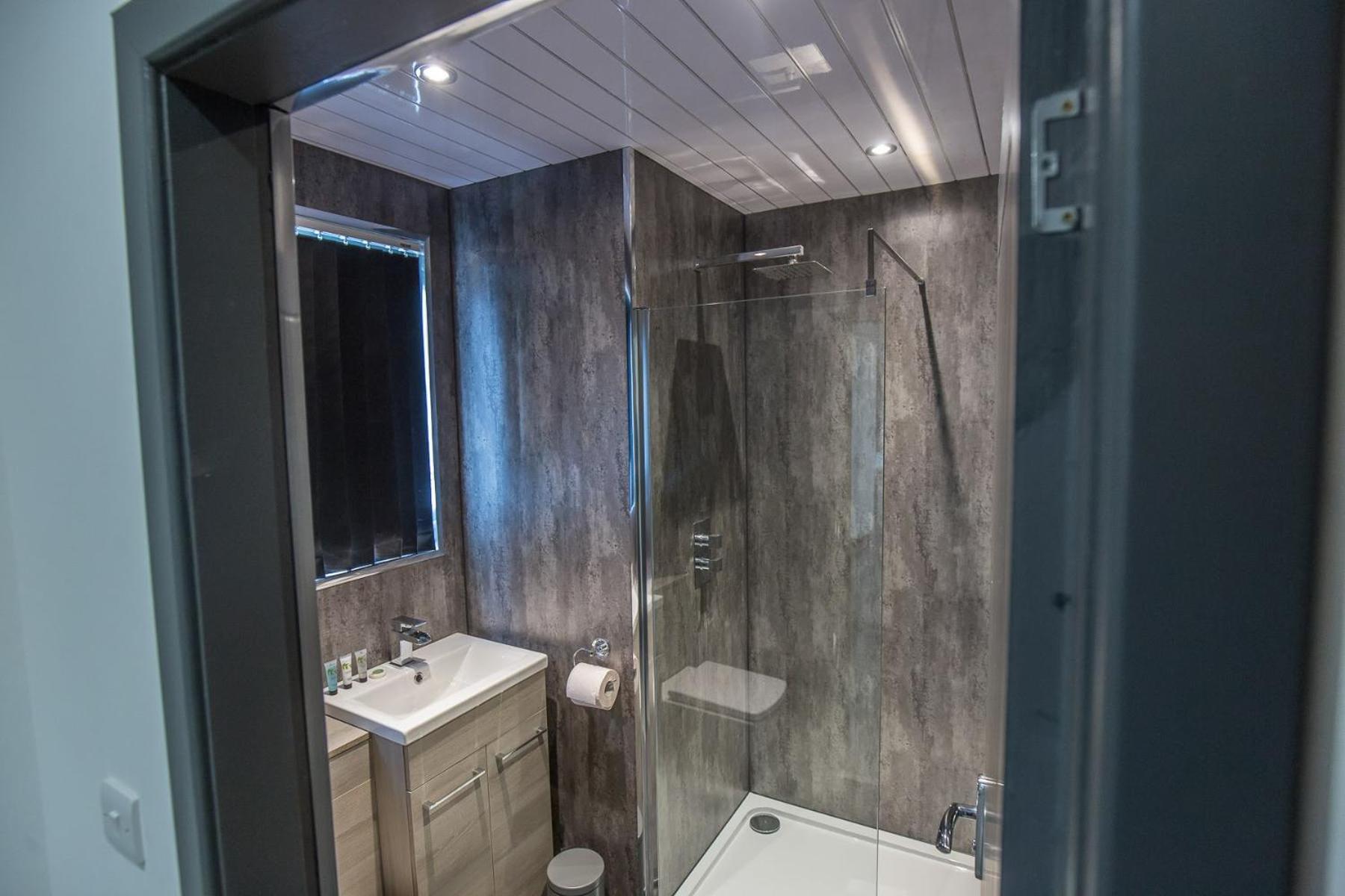 Apartment - Photo 22