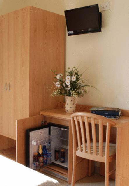 Double or Twin Room photo 1