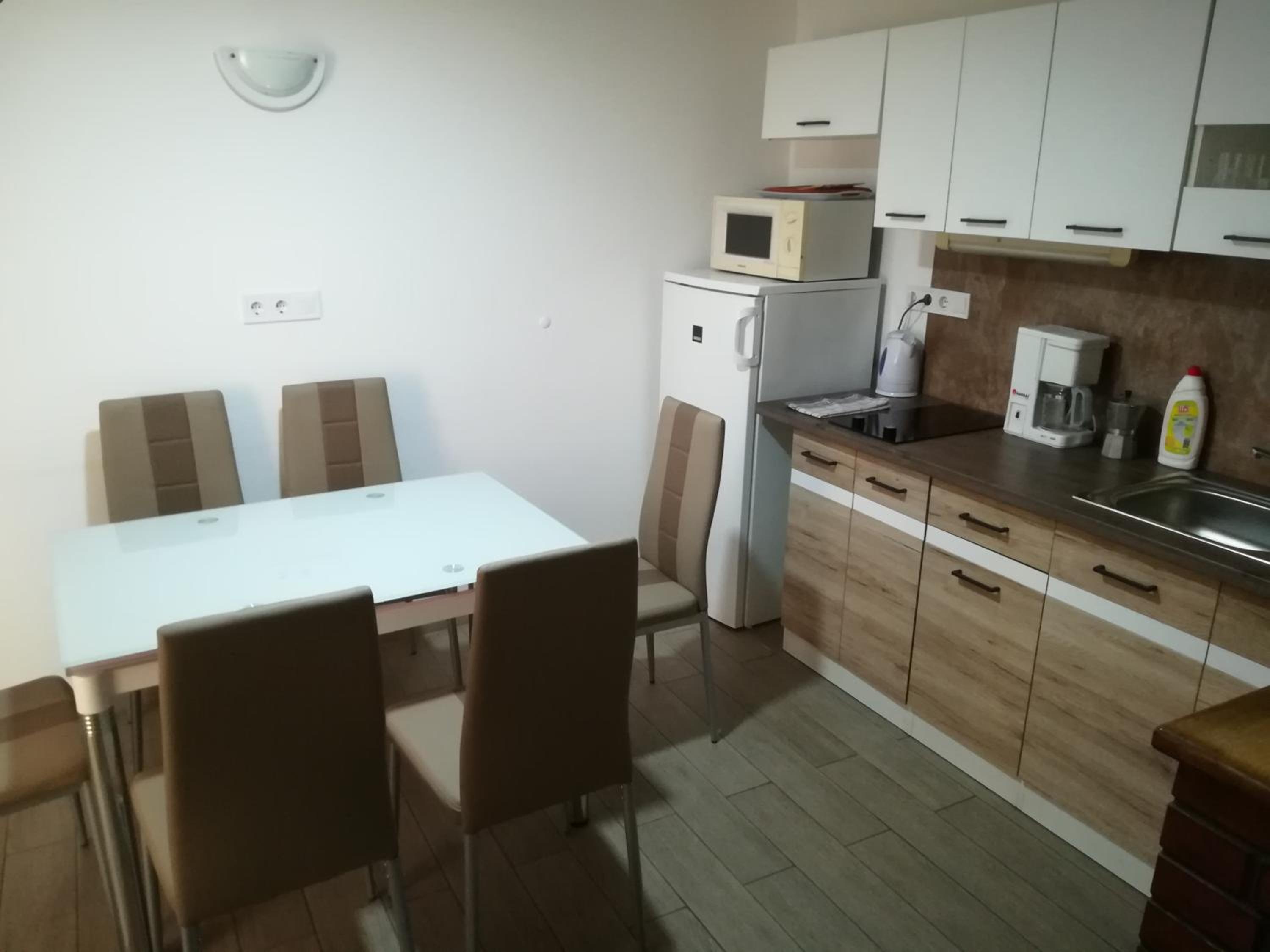 Apartment photo 3