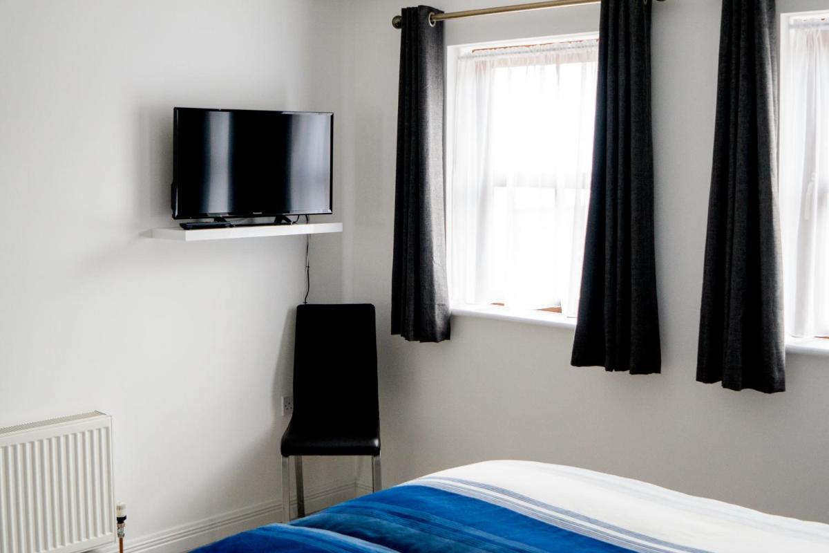 Double Room with Private External Bathroom photo 2