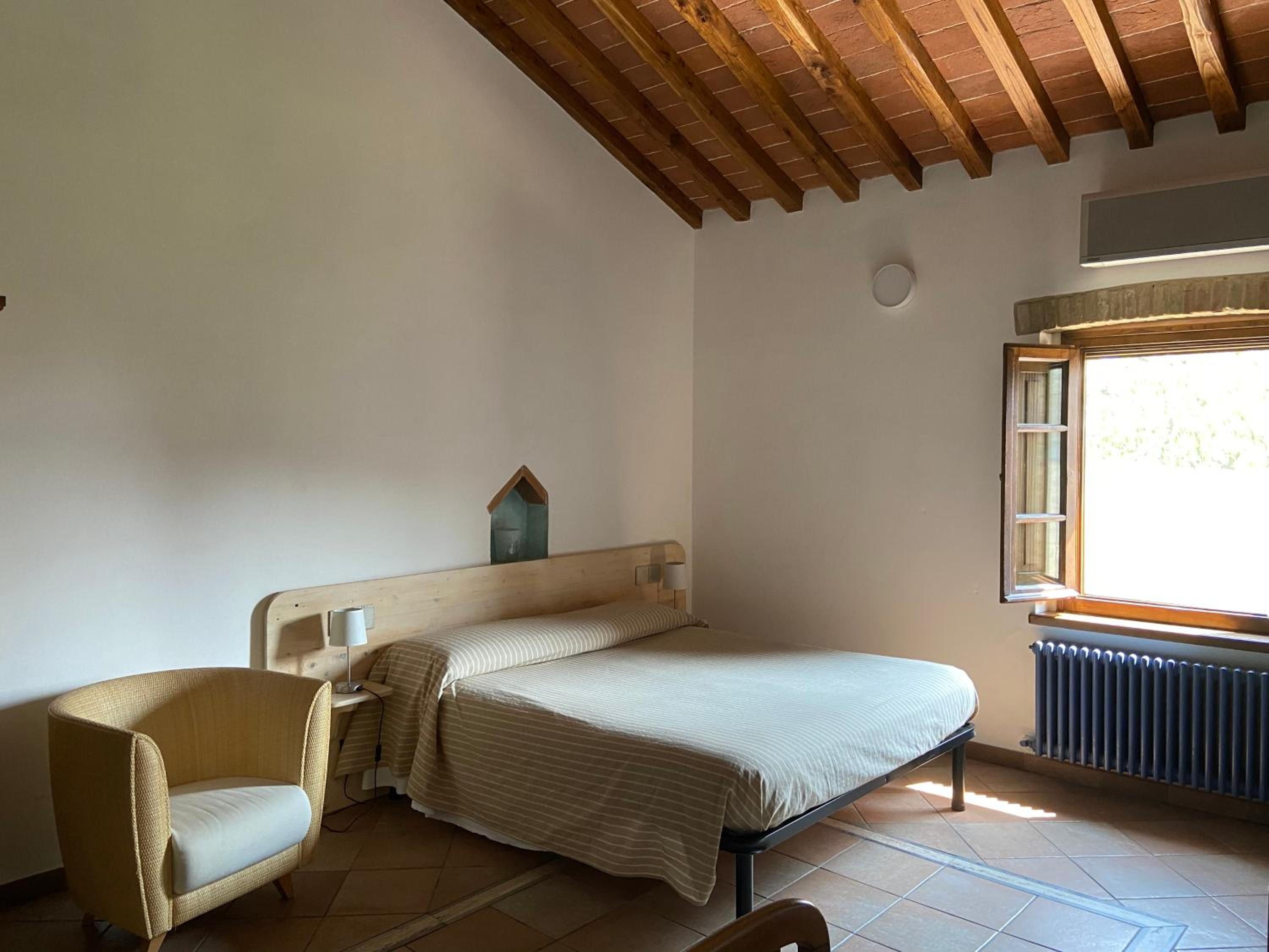 Double Room - Photo 3