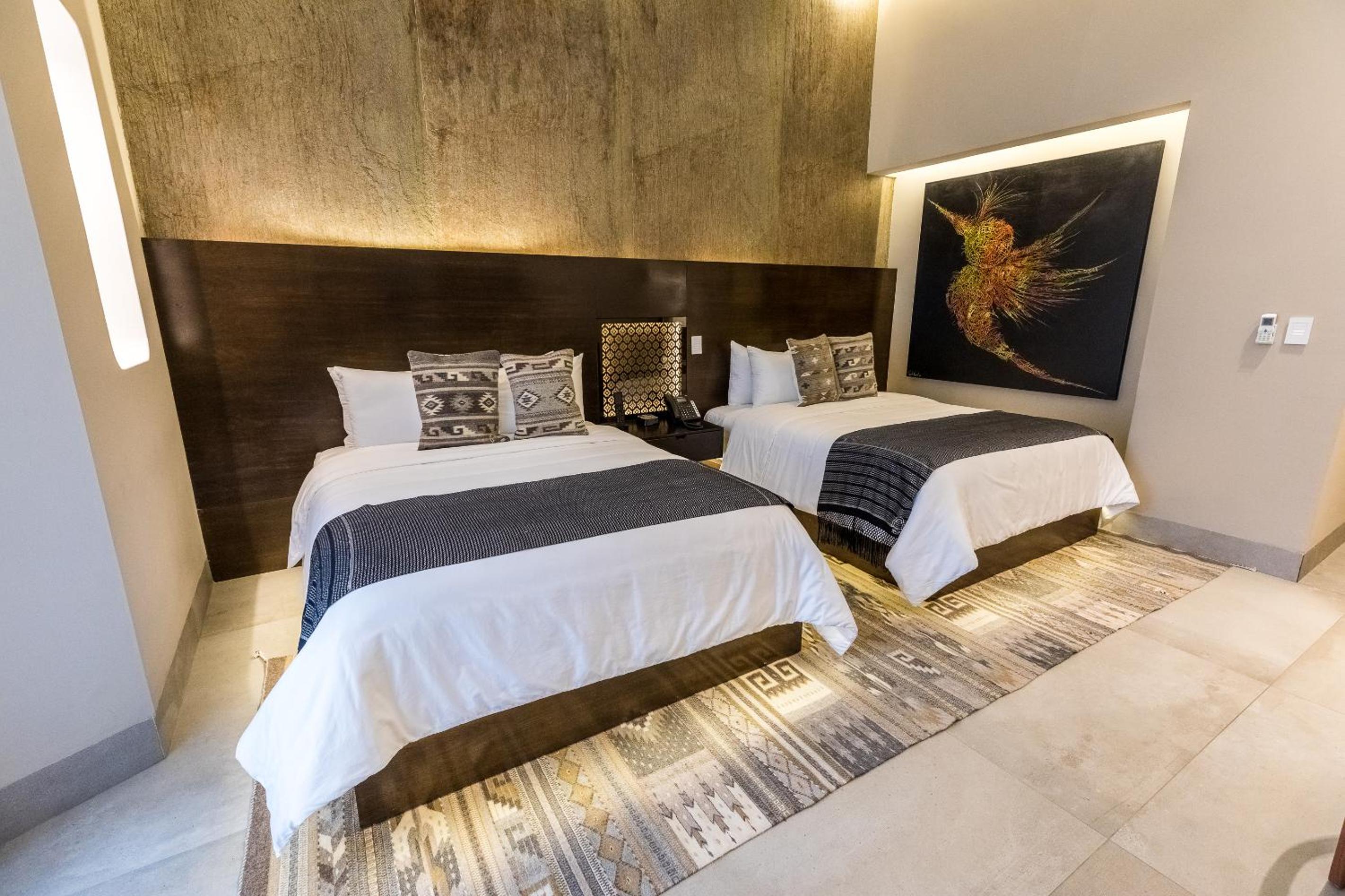 Large Double Room - Photo 7