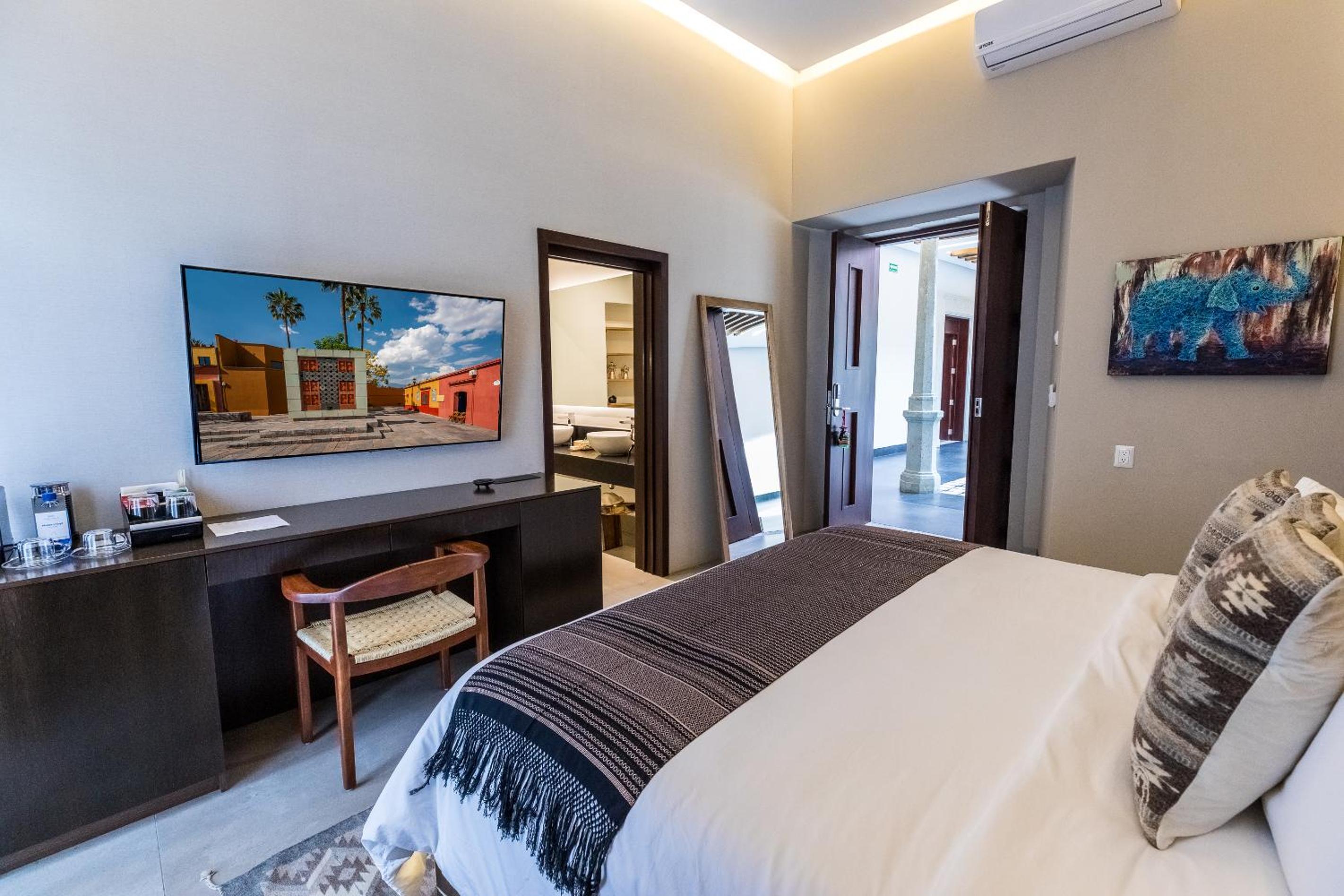 Junior Suite - Photo 8