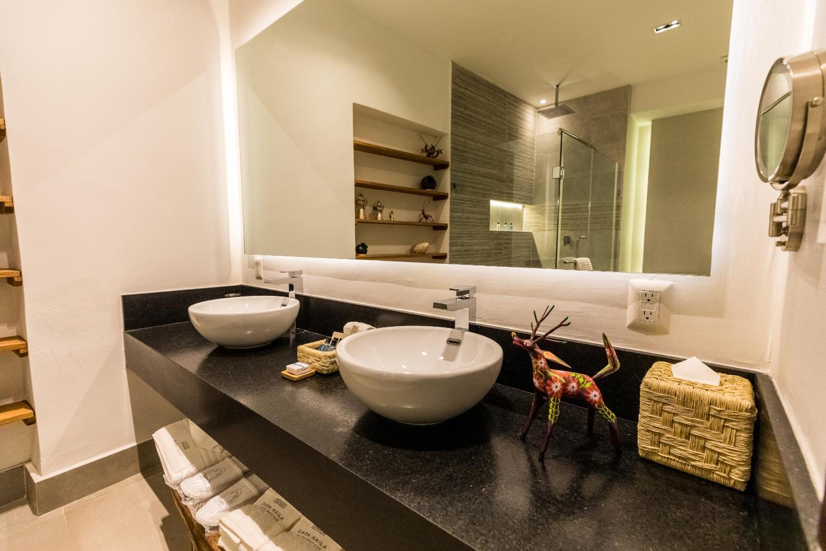 Junior Suite - Photo 12