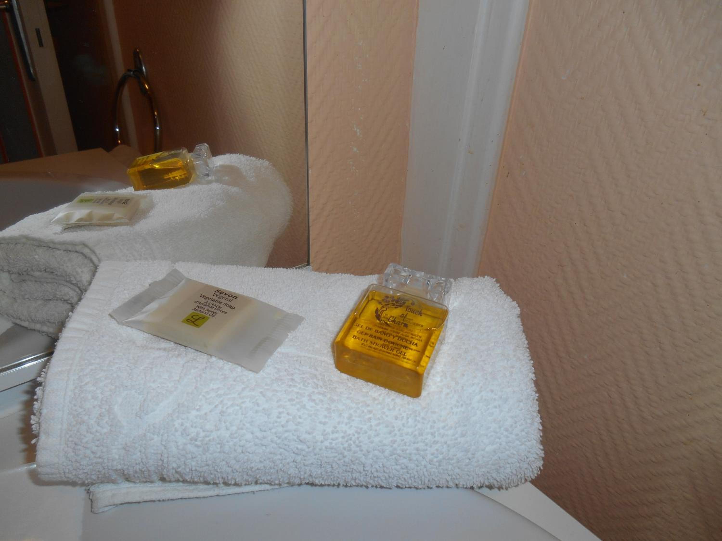 Comfort Single Room With Shower photo 3