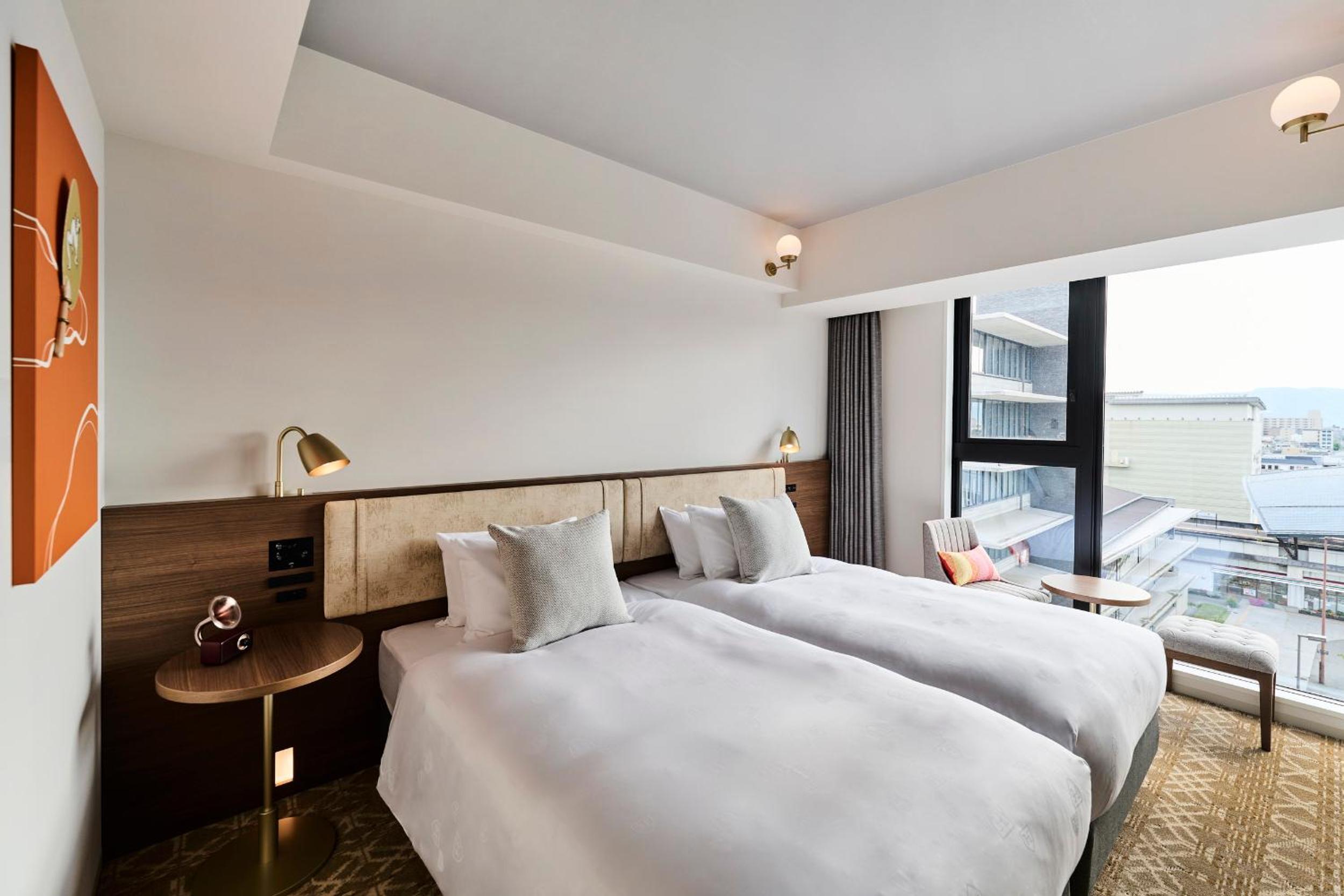 Standard Twin Room - Photo 7