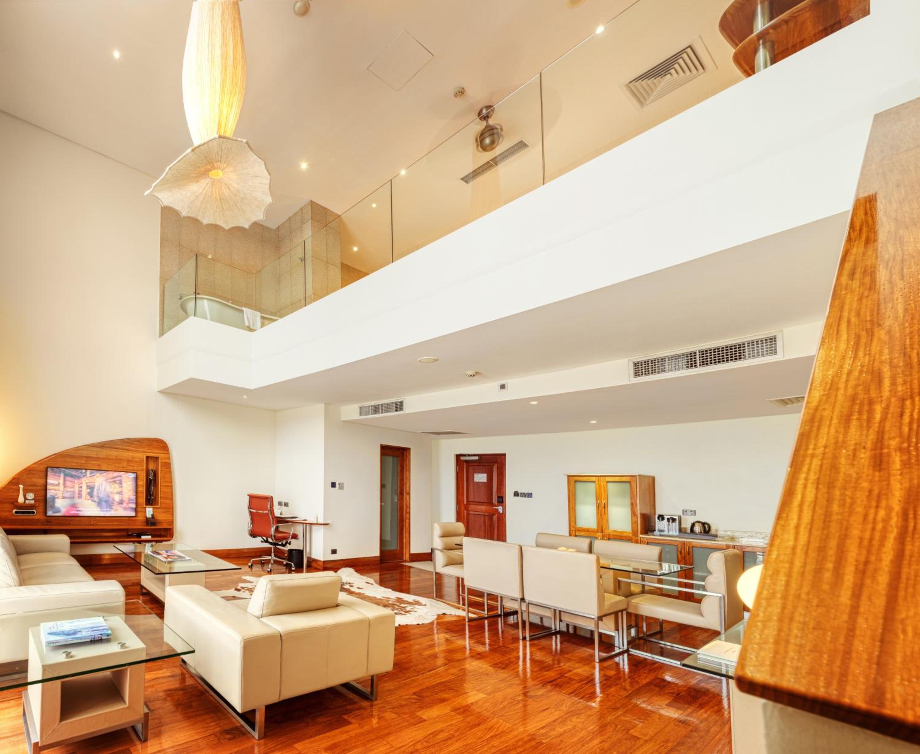 Dakota Wing Suite - Photo 2