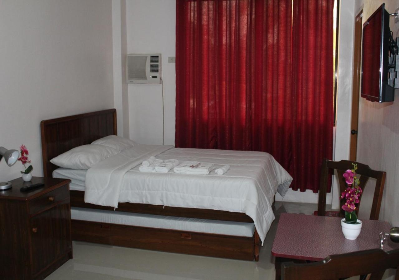 Double Room - Photo 2