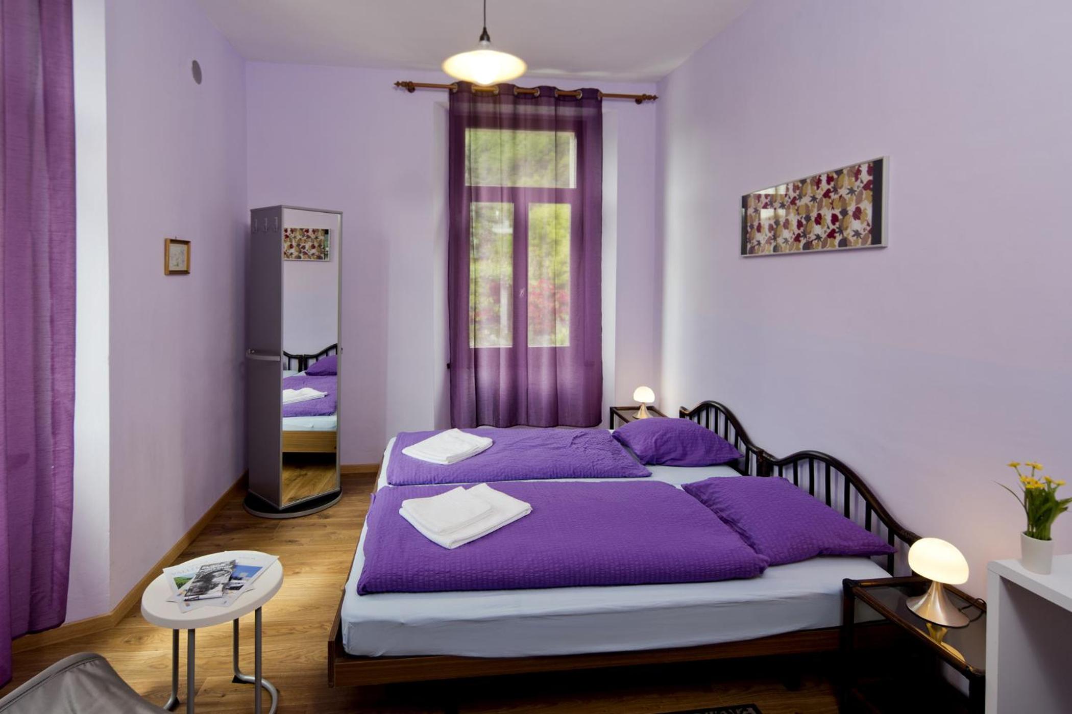 Double Room with Shared Bathroom photo 1