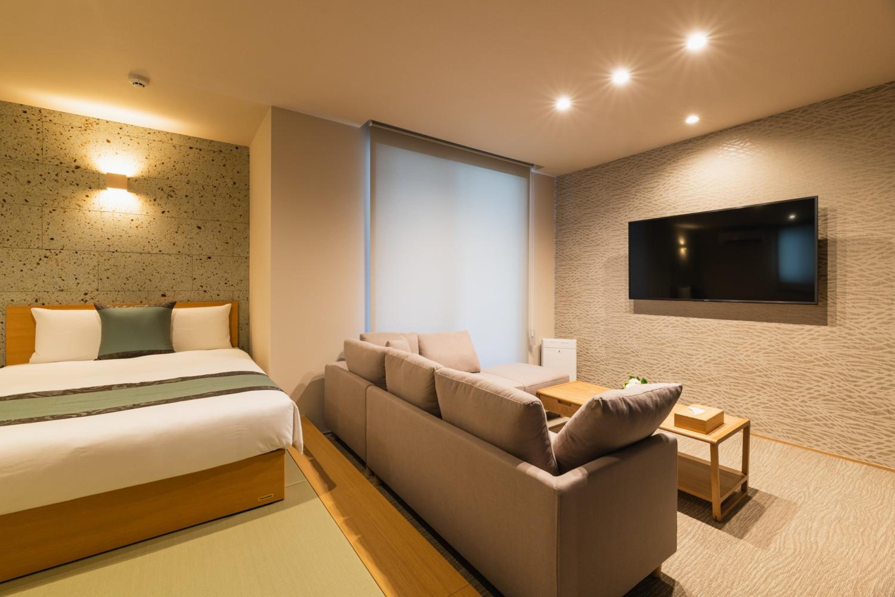 Standard Twin Room - Photo 1