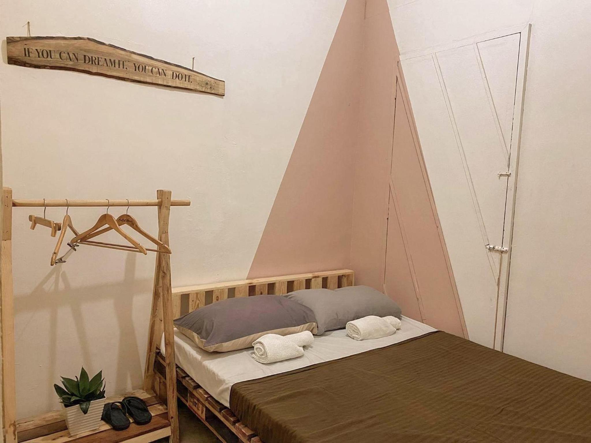 Standard Double Room with Shared Bathroom photo 1
