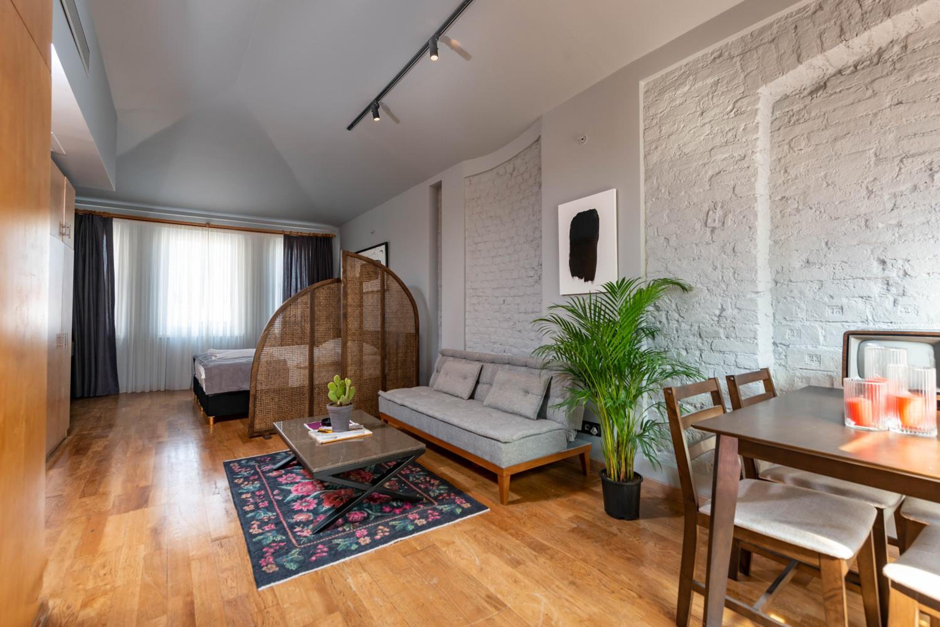 Loft photo 2