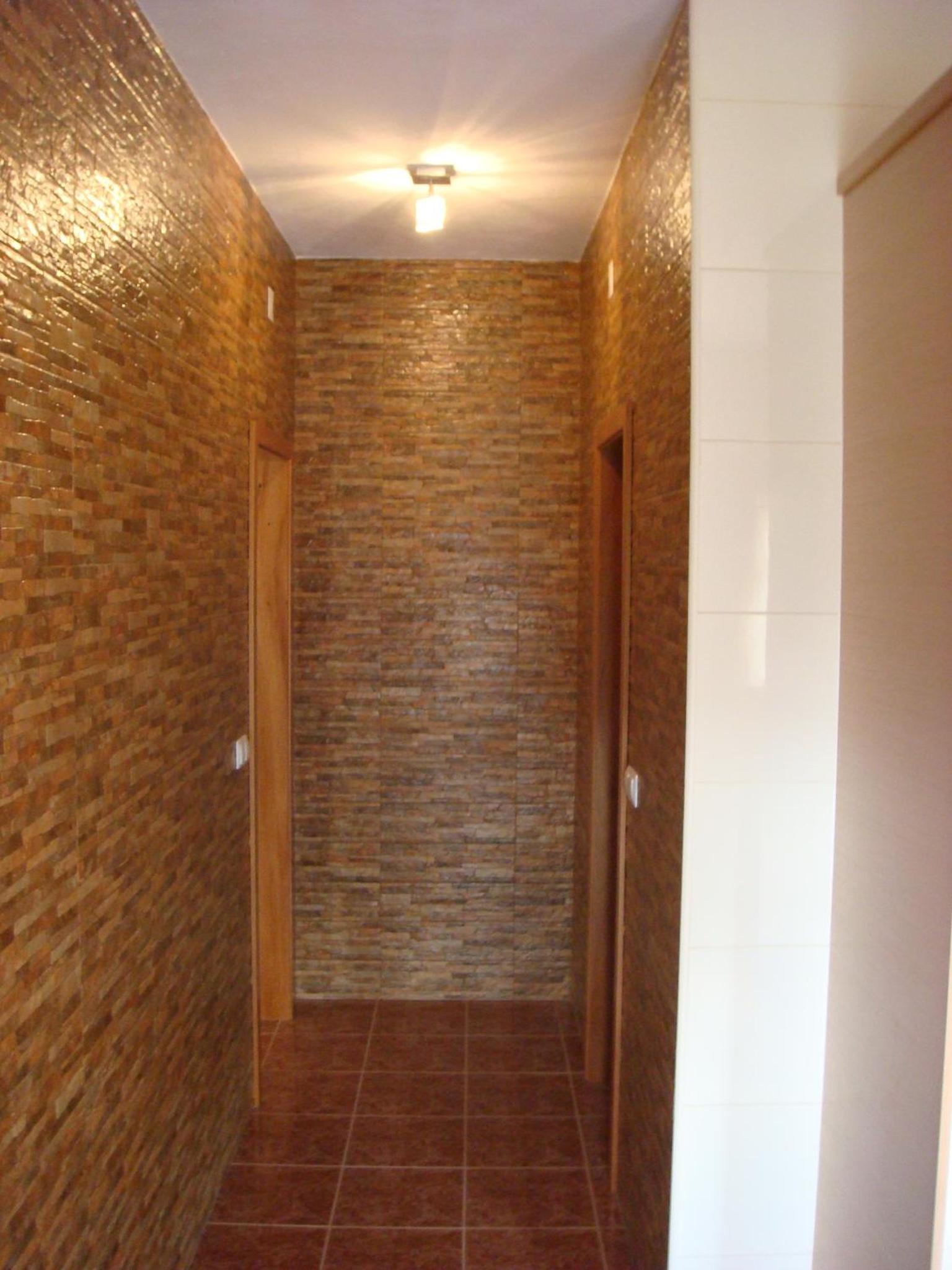 One-Bedroom House - Photo 6