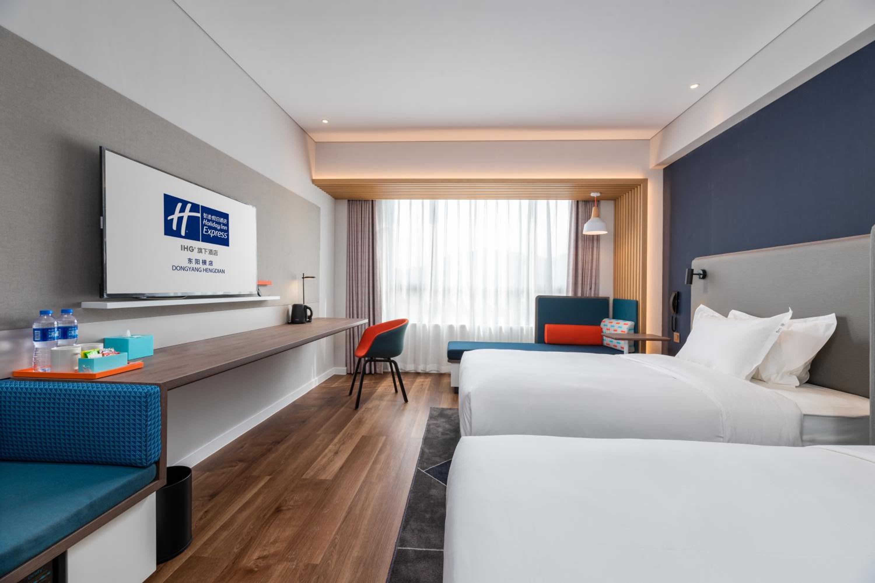 Standard Twin Room with Extra Space - Photo 1
