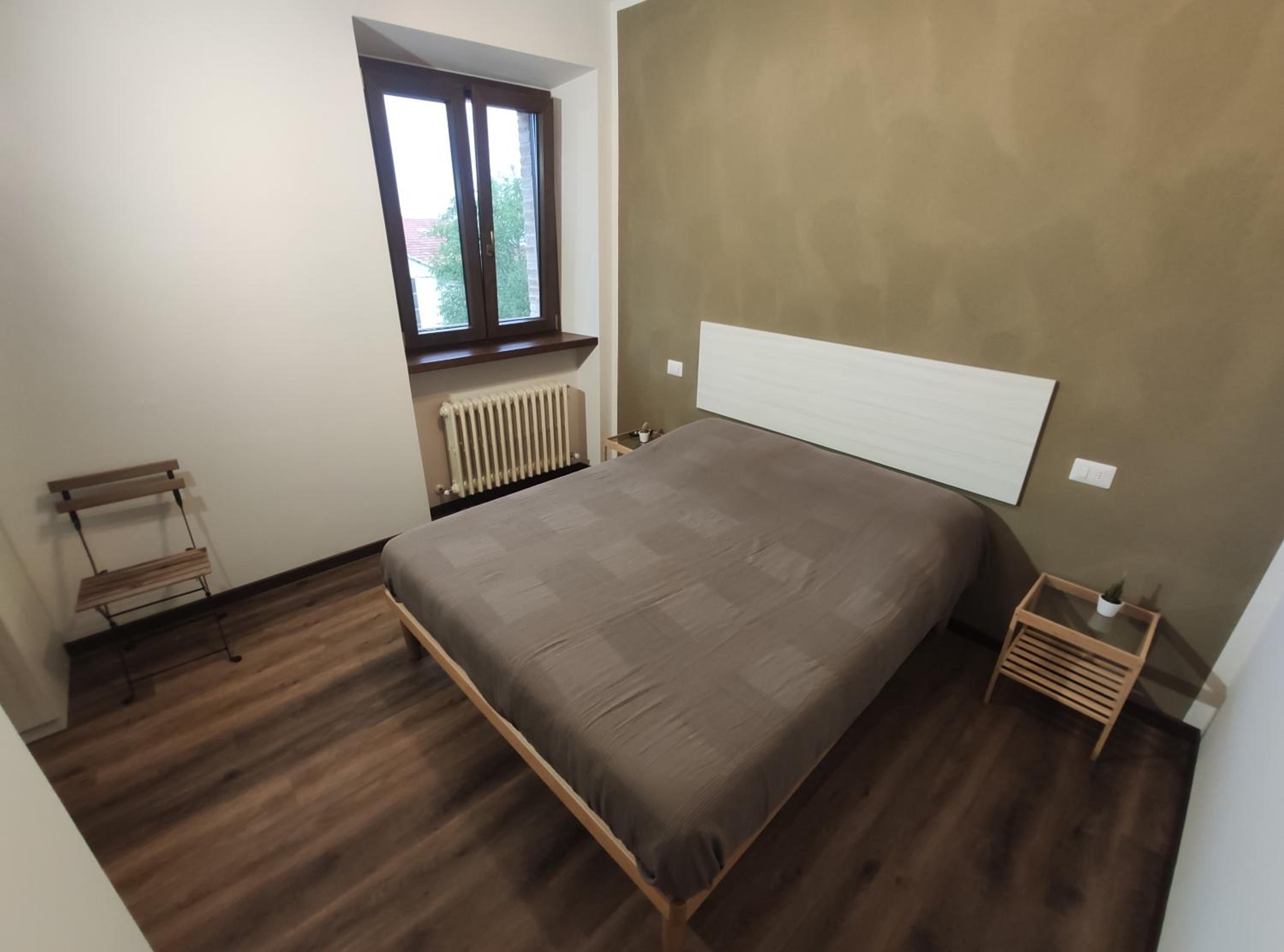 Double Room with Balcony - Photo 6