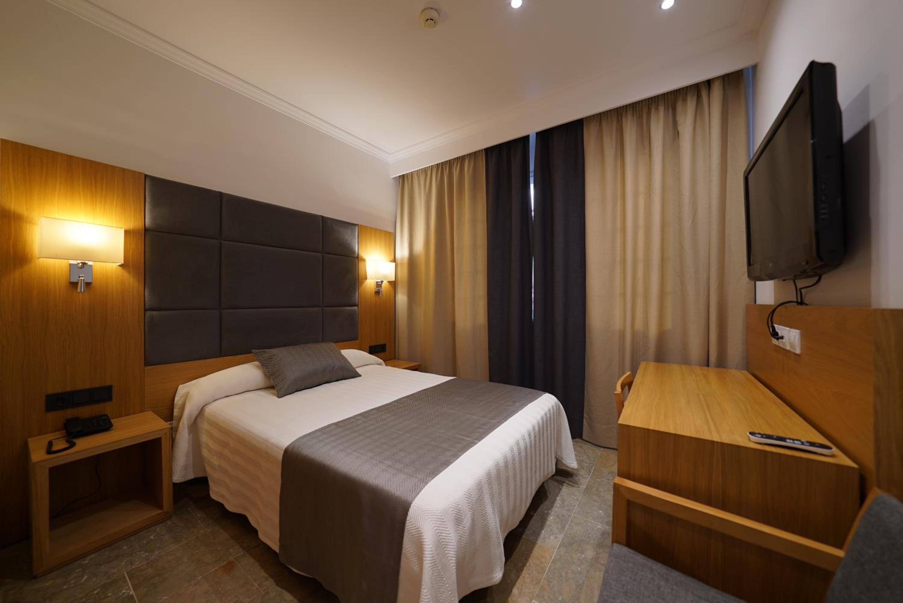 Double Room Single Use