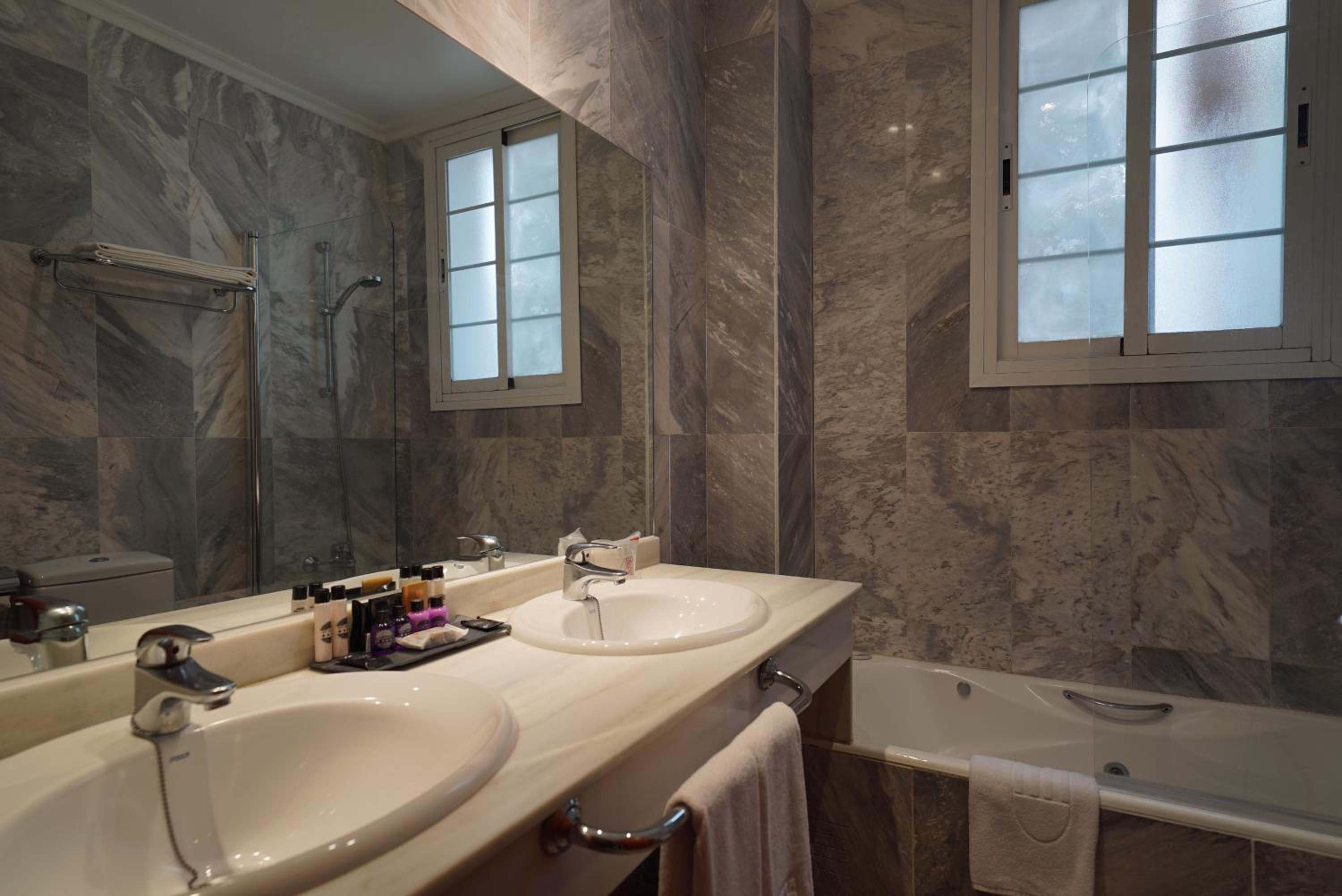 Double Room Single Use