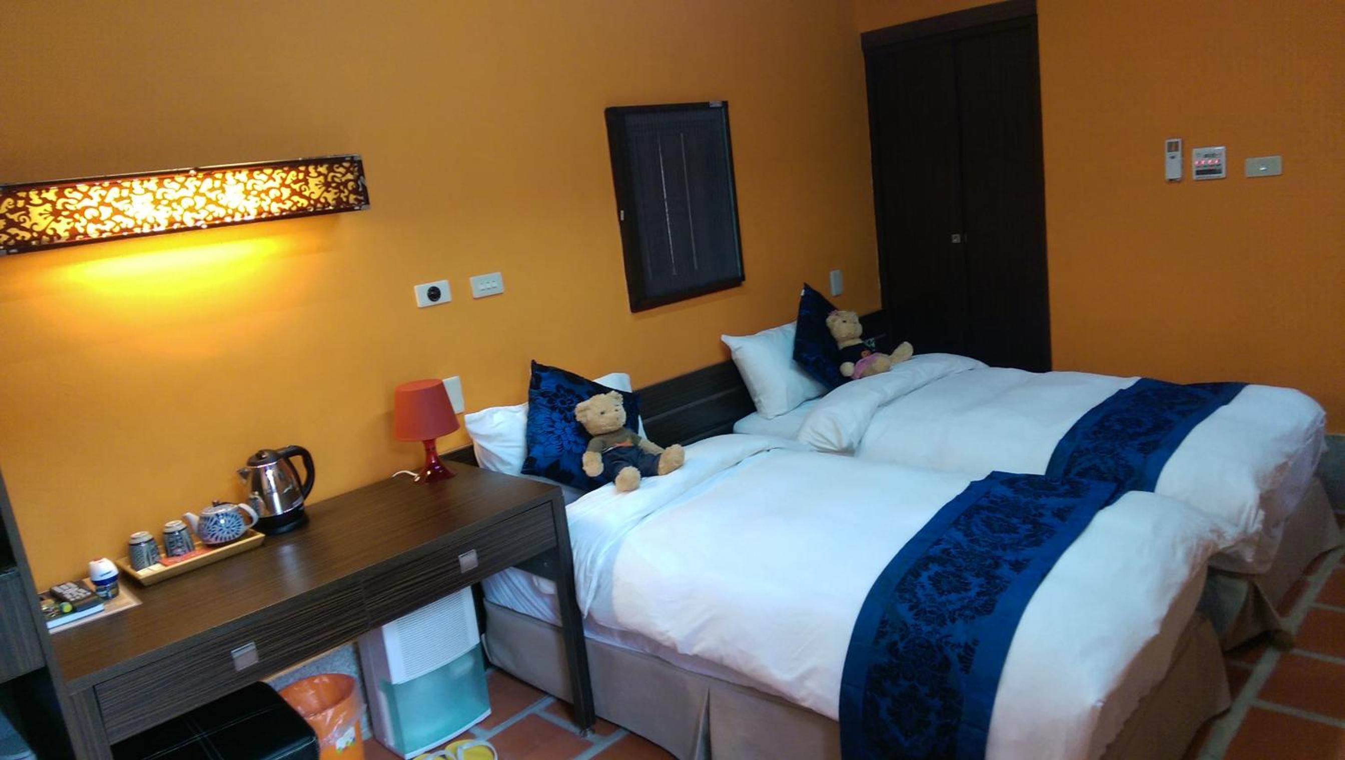 Standard Twin Room photo 2