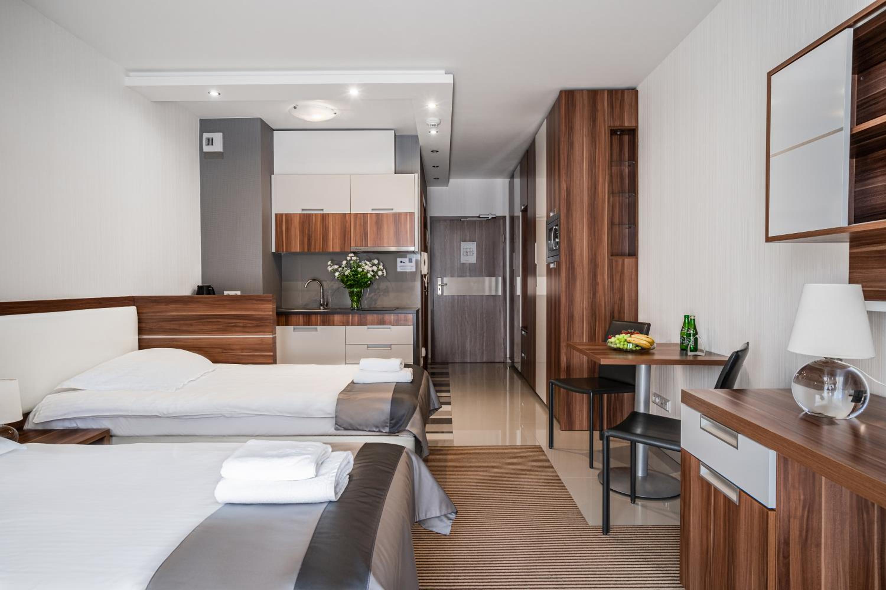 Classic Studio Apartment with balcony - Photo 4