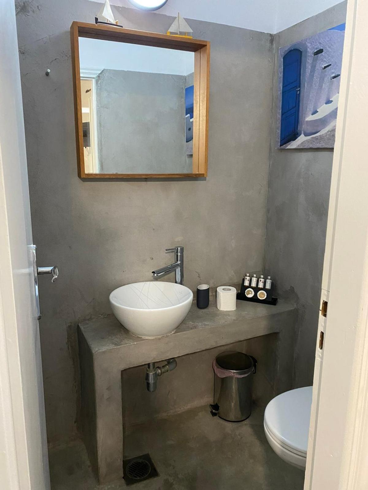 Budget Double Room photo 3