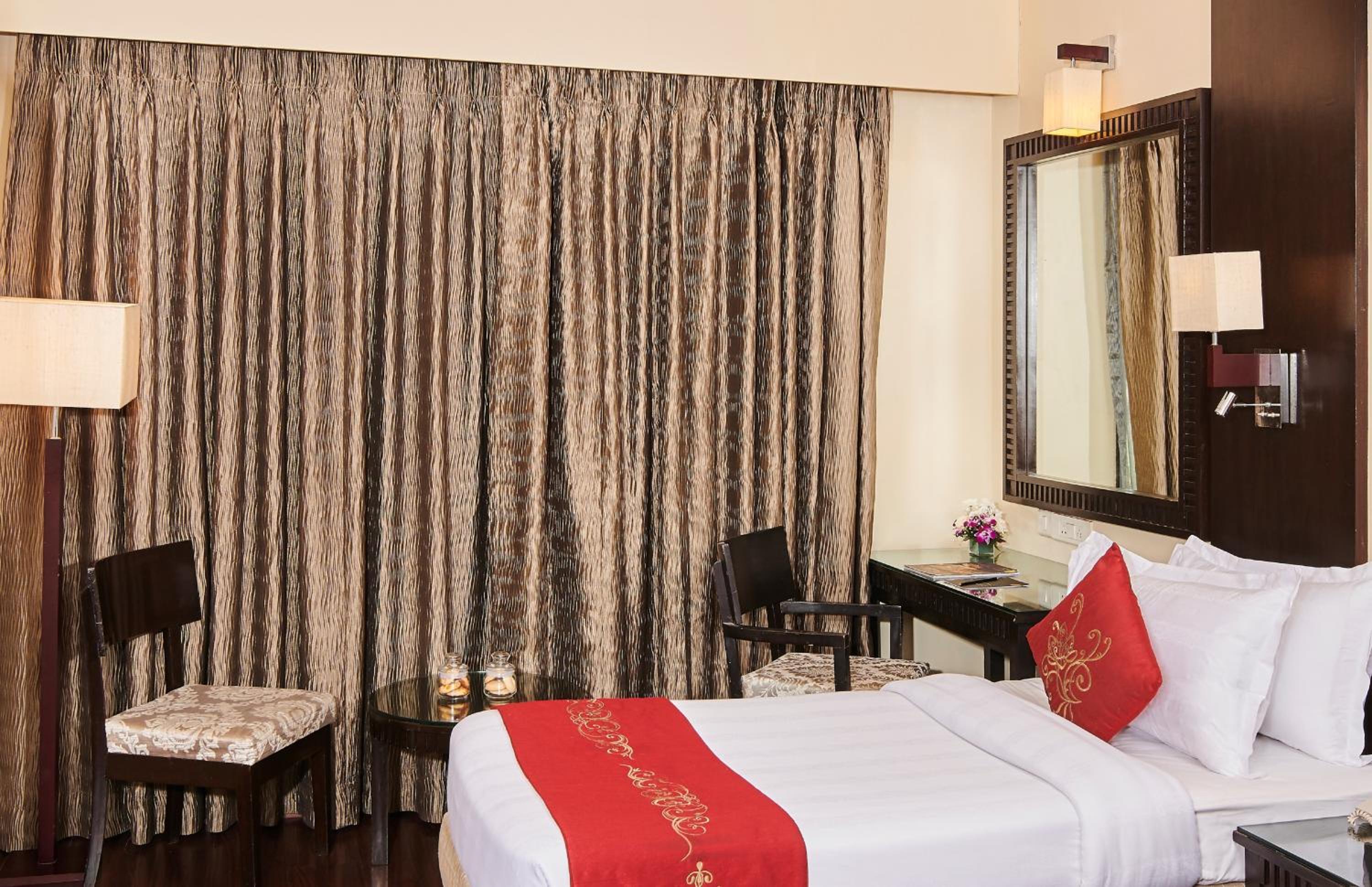 Executive Queen Room