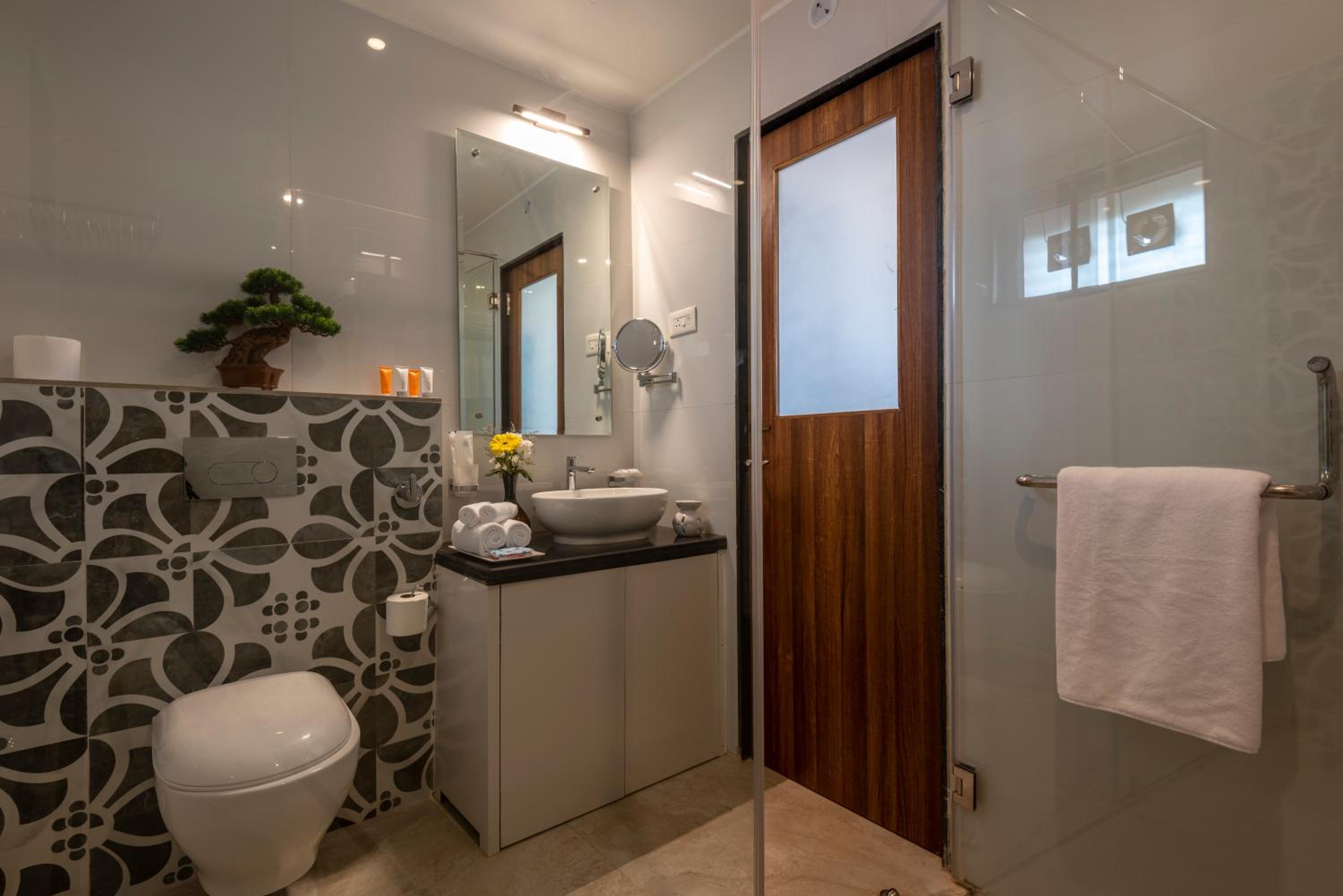 Executive Room - Photo 6