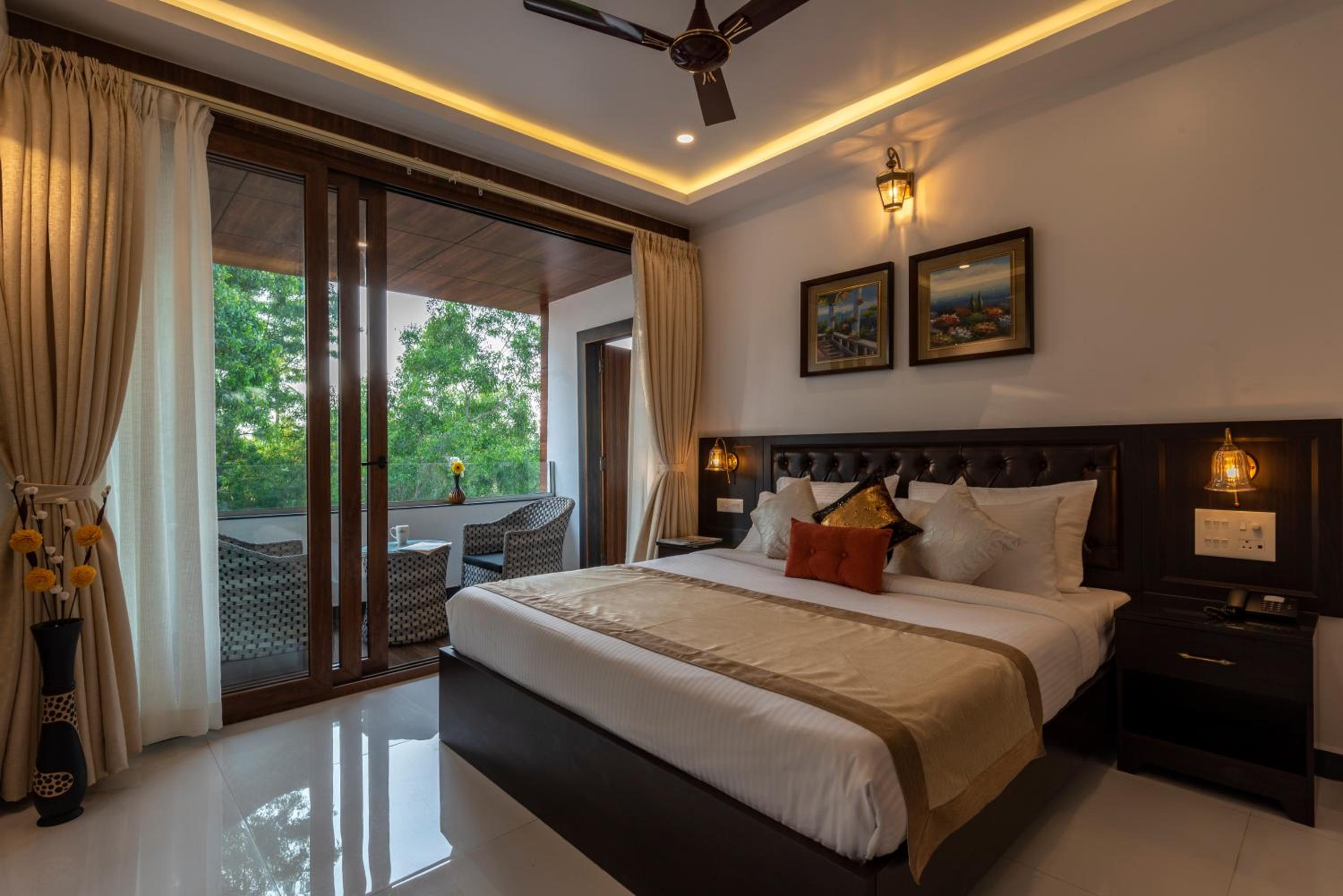 Premium Room - Photo 7