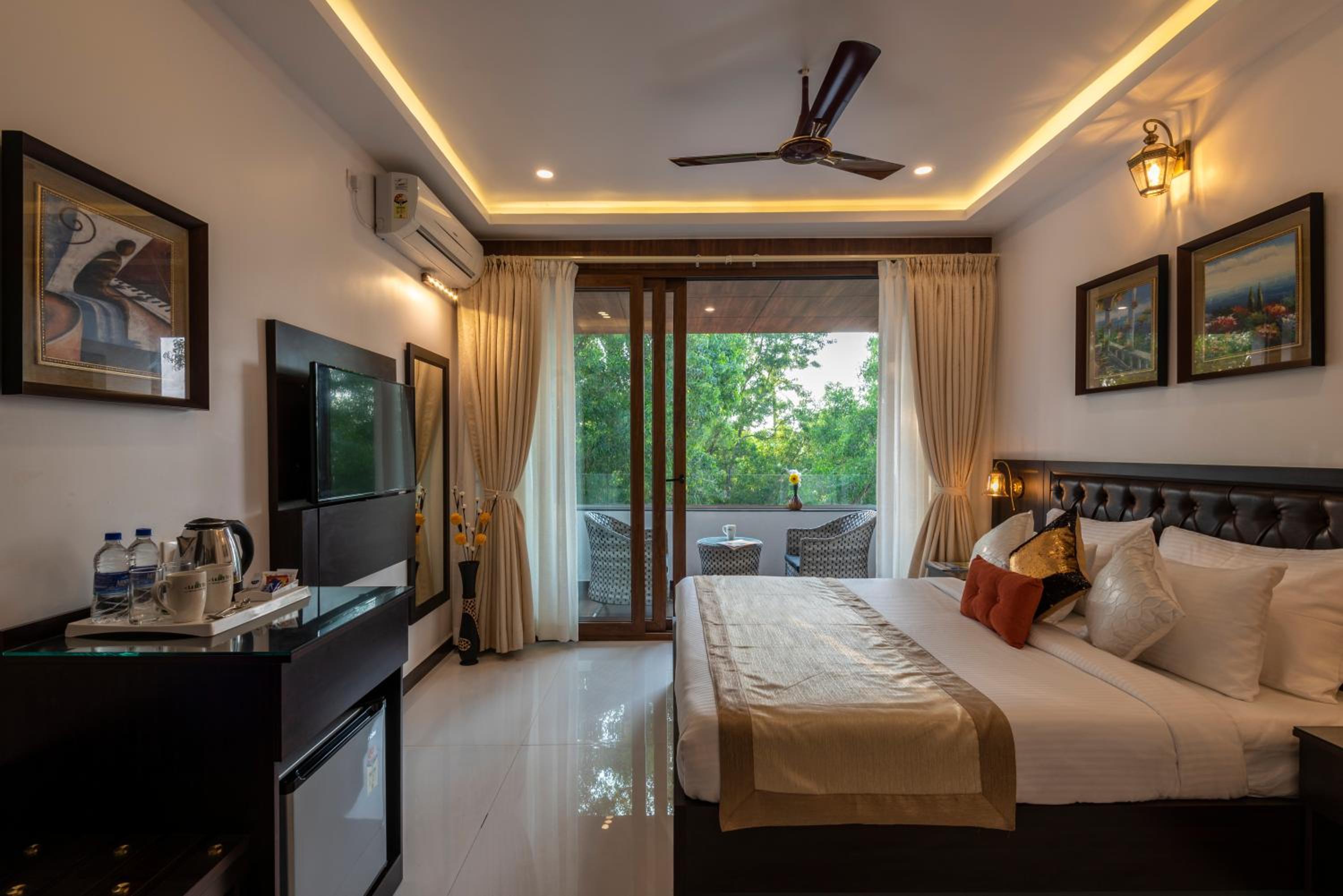 Premium Room - Photo 6