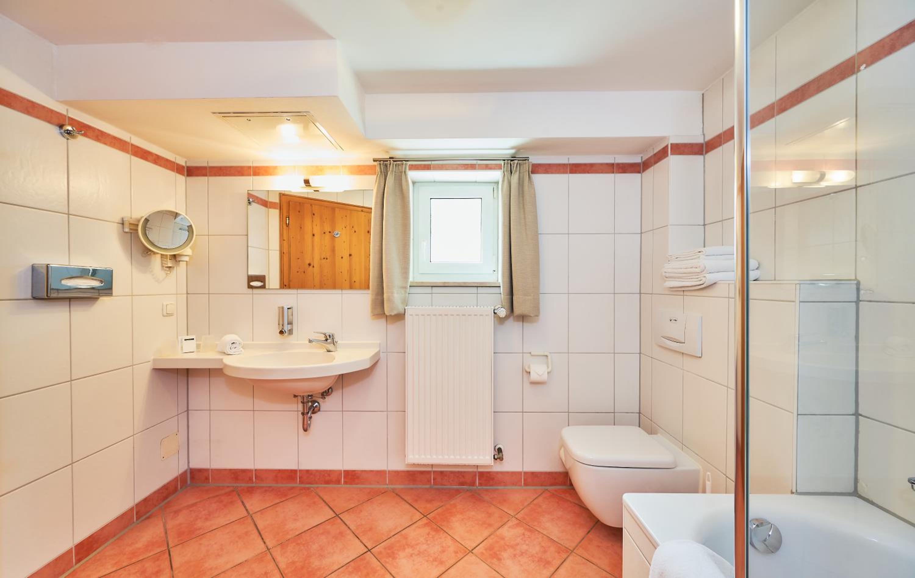 Classic Double Room - Annex Building photo 2