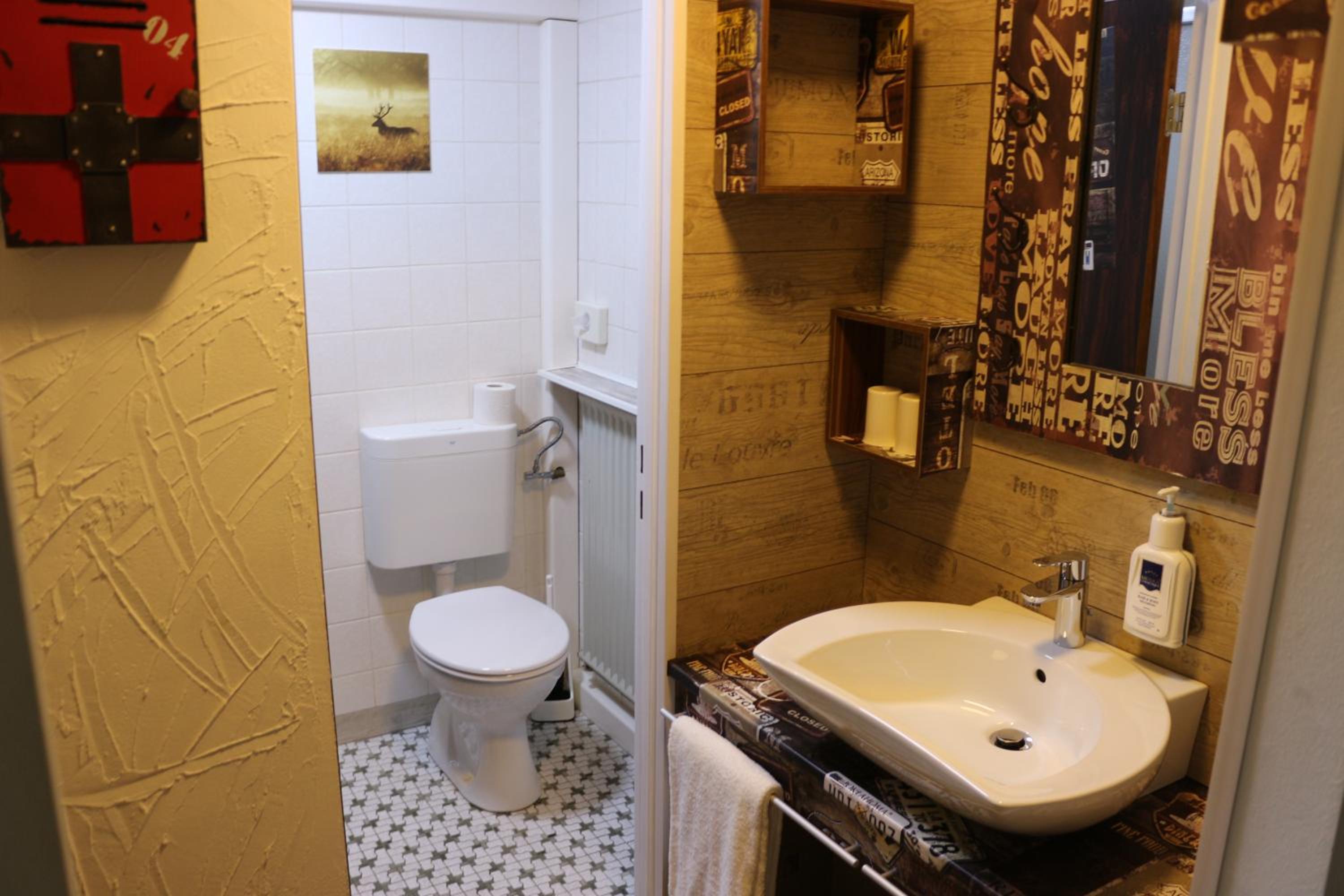 Standard Double Room - Photo 7
